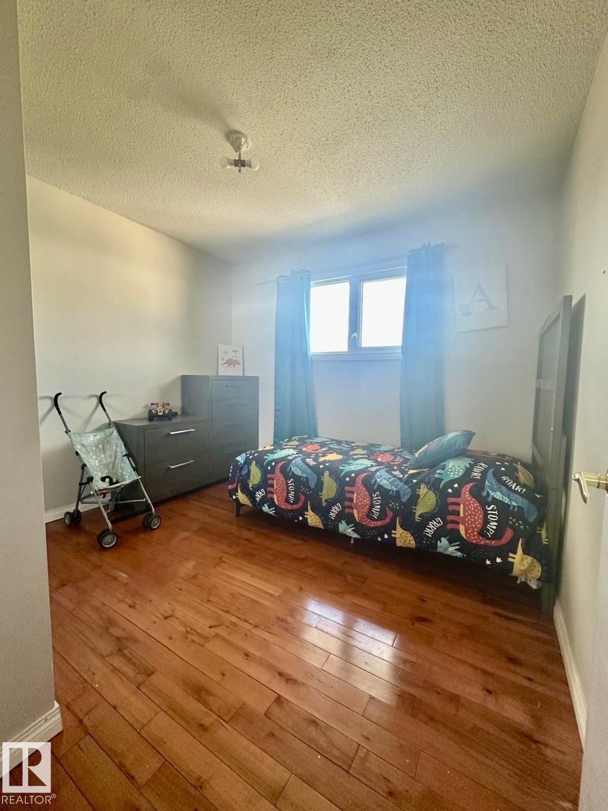Picture for 8620 137 AV NW