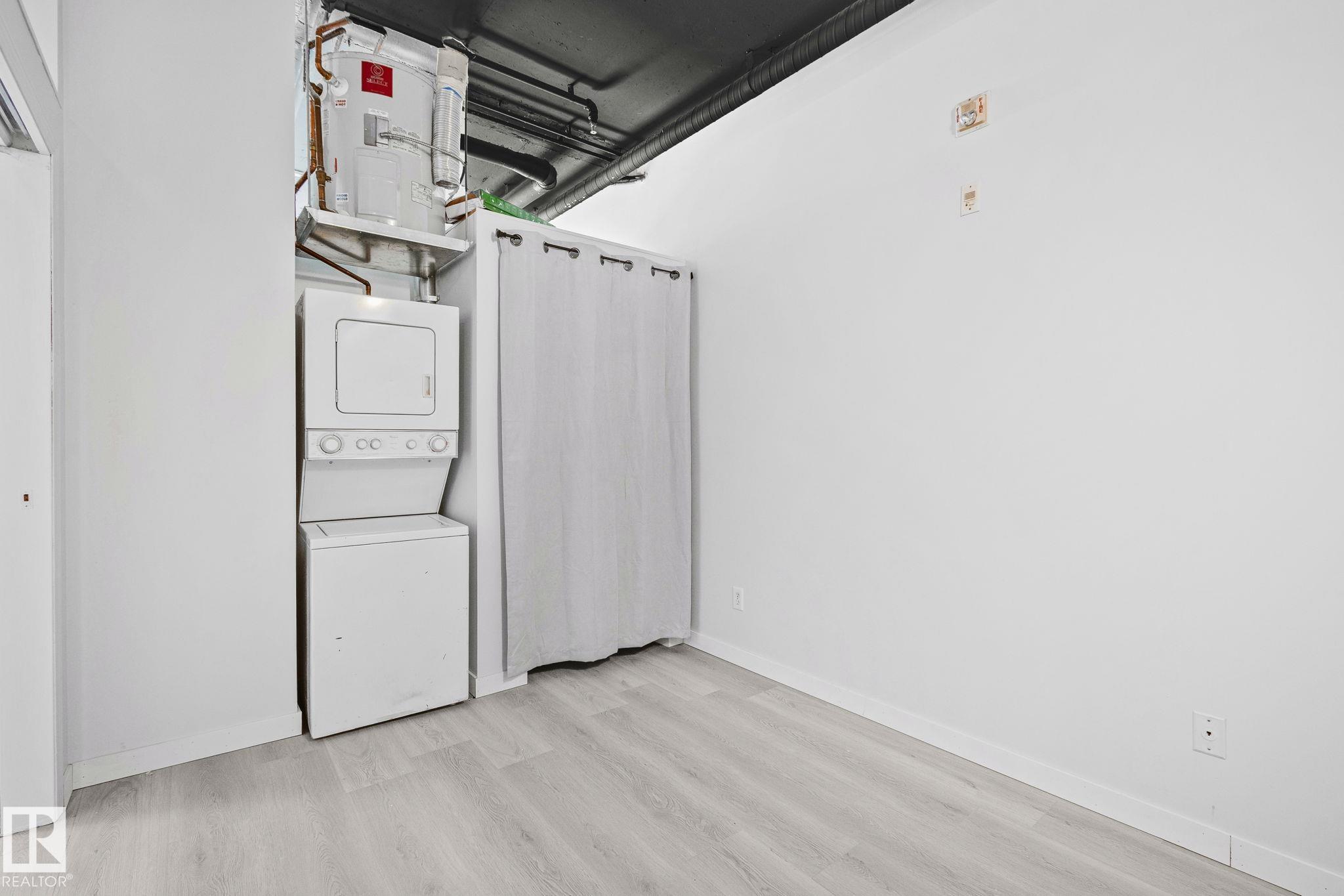 https://zimg.paragon.ice.com/ParagonImages/Property/PM/RAE/225400248/11/0/0/545fab88a9da33818a5812bc7fa0fbee/1/a859ac2fa7ab7ee03de6a67f4594d8a4/225400248-524b3185-6bfa-4894-bb2c-ff3dc9082752.JPG