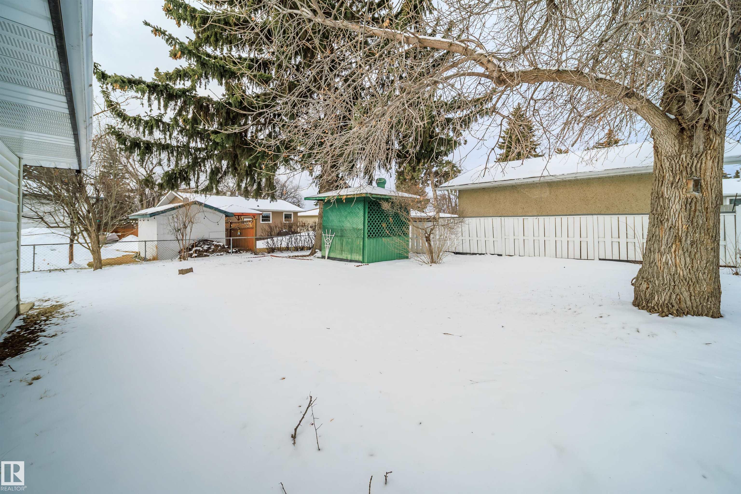 Photo 19 at 6411  149 Ave Avenue NW, Mcleod, Edmonton