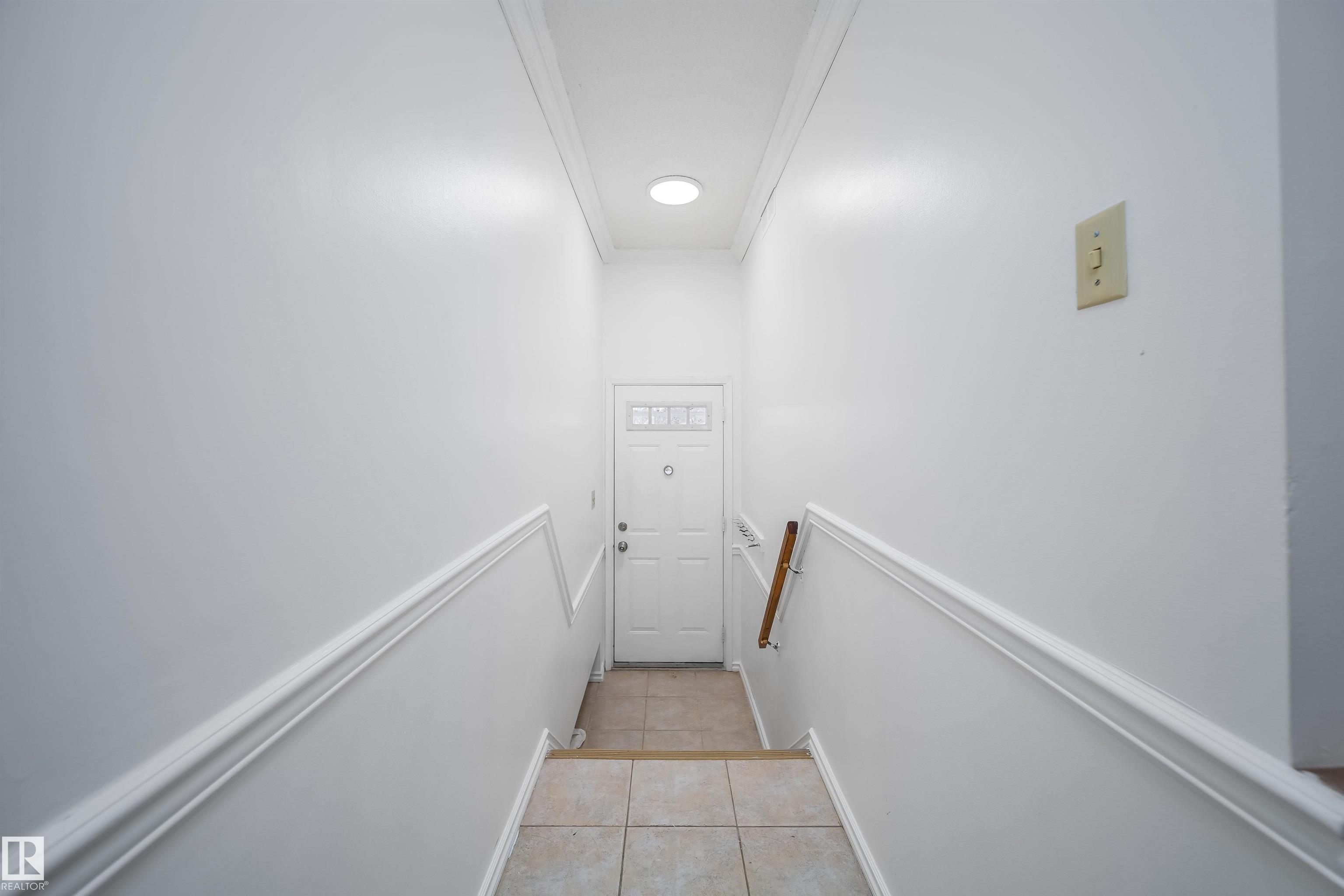 https://zimg.paragon.ice.com/ParagonImages/Property/PM/RAE/225400260/22/0/0/65f906da6fa71e1a8c78698f86d8afb5/1/2136b43065447a4722d14ade9acdb326/225400260-b7999cbe-69d9-4499-8479-50c0d41aeb7d.JPG