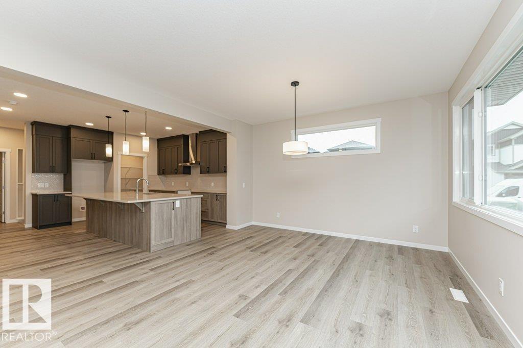 https://zimg.paragon.ice.com/ParagonImages/Property/PM/RAE/225400261/16/0/0/cb5490d8bb28e44a79f5f0f83f9030a5/1/73861c4e781a5b689d4b82c2e13af30b/225400261-d30a4bb3-1072-4cd3-a8a7-7c66606f39cb.JPG