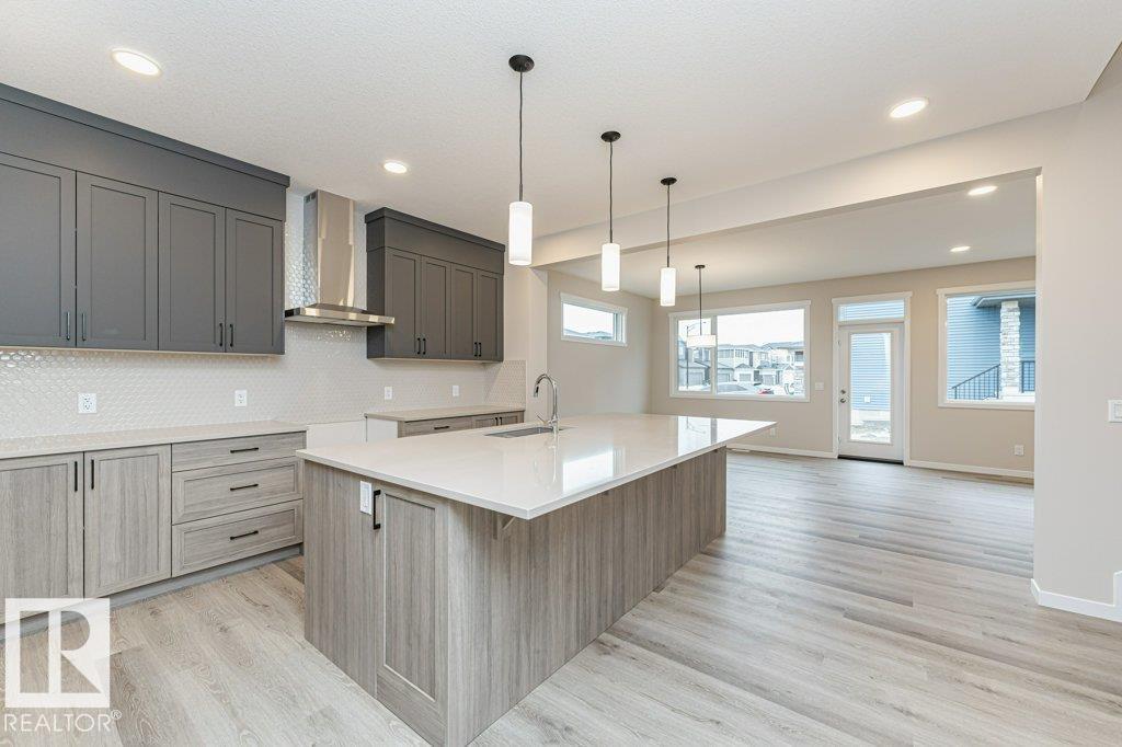 https://zimg.paragon.ice.com/ParagonImages/Property/PM/RAE/225400261/7/0/0/216ff1593ff9c059b867d7264f7c6541/1/73861c4e781a5b689d4b82c2e13af30b/225400261-9058d93a-4f6e-480f-b2b5-39b38016677d.JPG