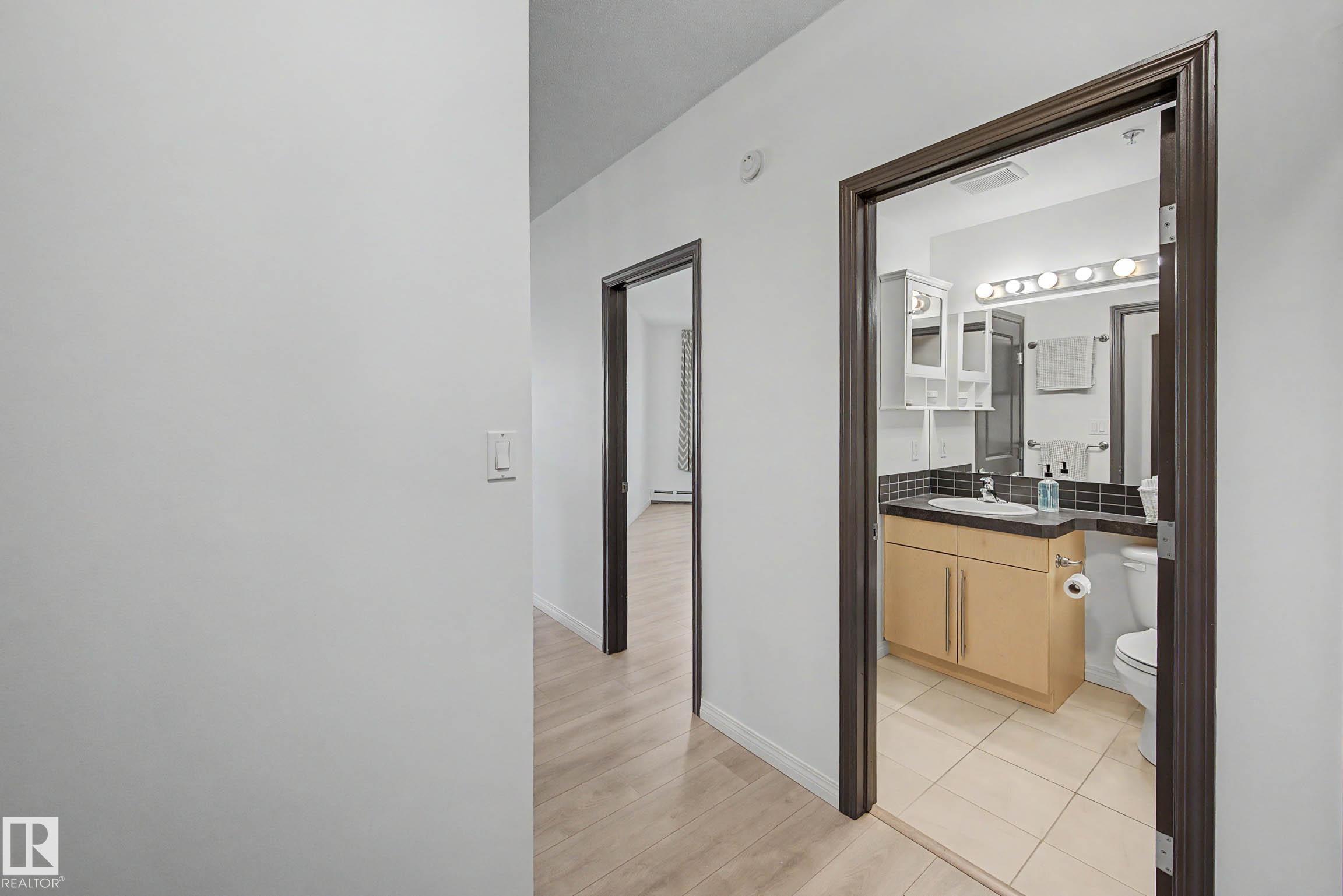 https://zimg.paragon.ice.com/ParagonImages/Property/PM/RAE/225400265/10/0/0/acd7211df42b9c6a47ed2d51232ea8e7/1/c6ac1a2a3fb71b37f89265dd836a074d/225400265-3bd80f77-4e55-4ca1-8109-b509110cfe6b.JPG
