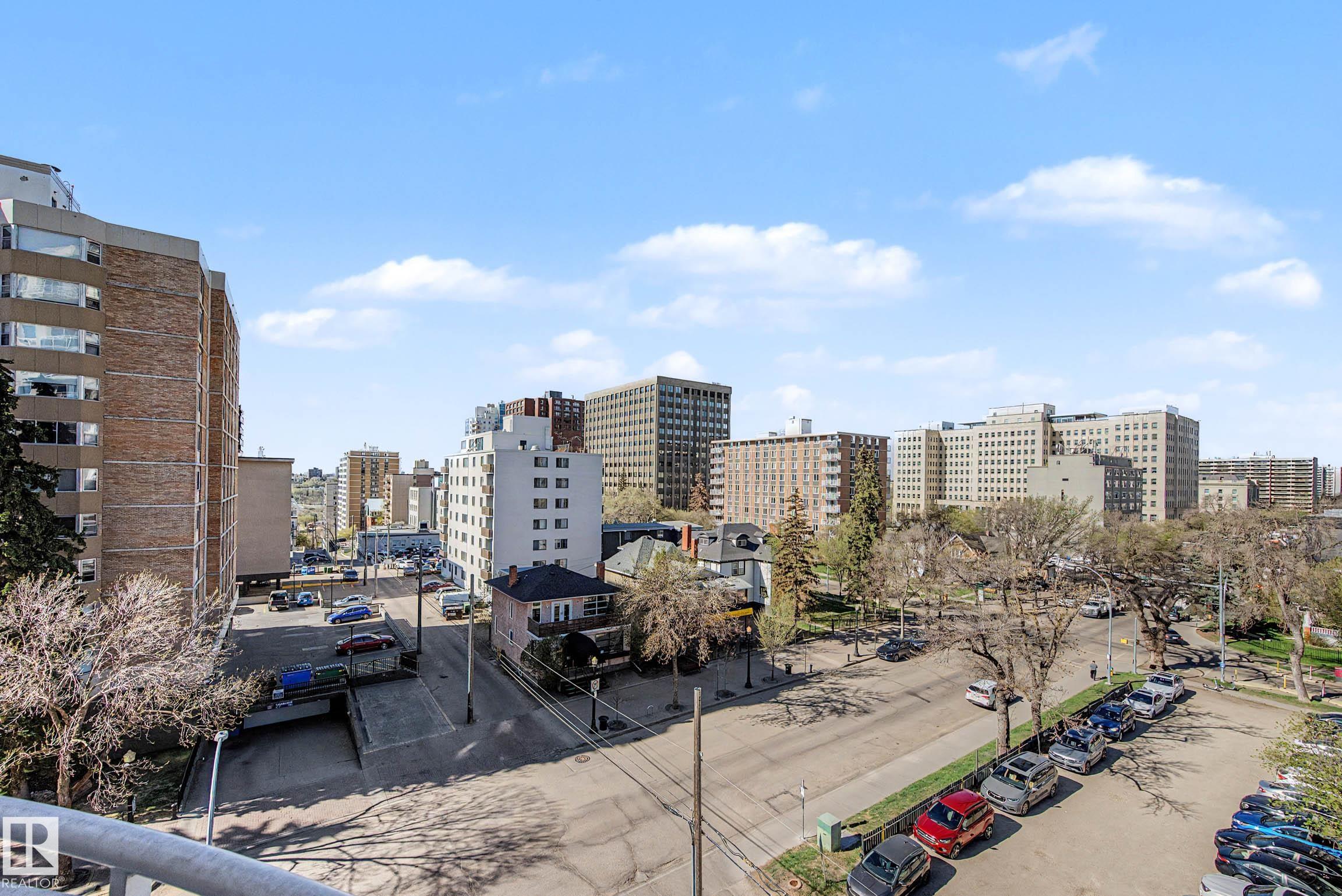 https://zimg.paragon.ice.com/ParagonImages/Property/PM/RAE/225400265/33/0/0/f2749e99962dcafb8ed23a8f0bf5b220/1/c6ac1a2a3fb71b37f89265dd836a074d/225400265-2bc94e44-495b-43f1-a128-f3539659fc55.JPG