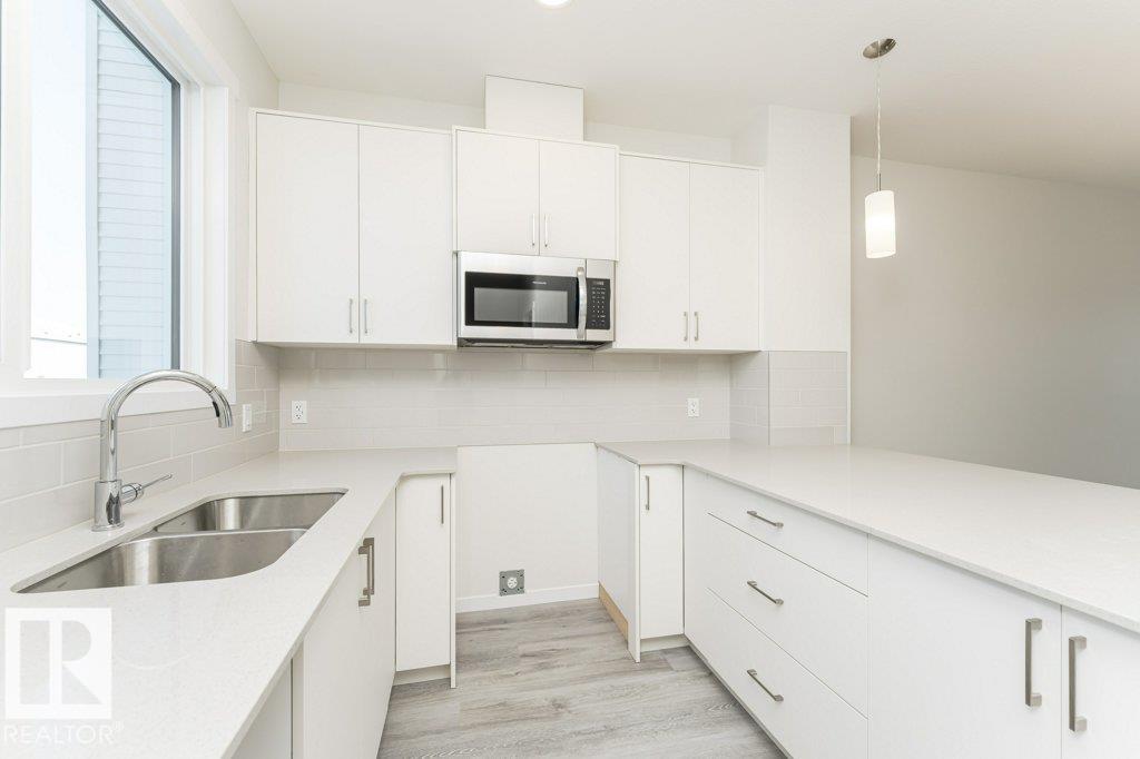 Picture for 3896 Wren CR NW