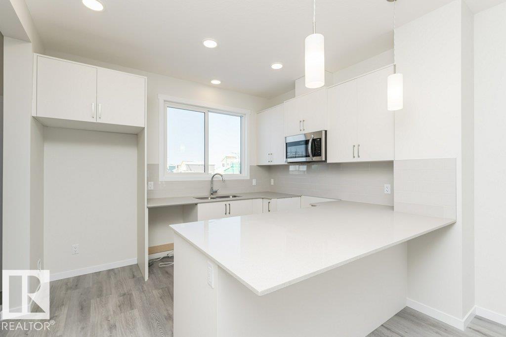 Picture for 3896 Wren CR NW