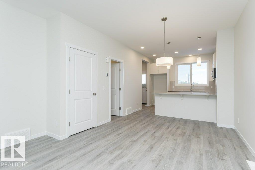 https://zimg.paragon.ice.com/ParagonImages/Property/PM/RAE/225400271/9/0/0/4730259ca4d26ac9698fc85d1dce4de3/1/fdfb596b076641ce5bff2d397072b226/225400271-6ddd0d25-76bb-417d-8d88-1d89d0000bdb.JPG