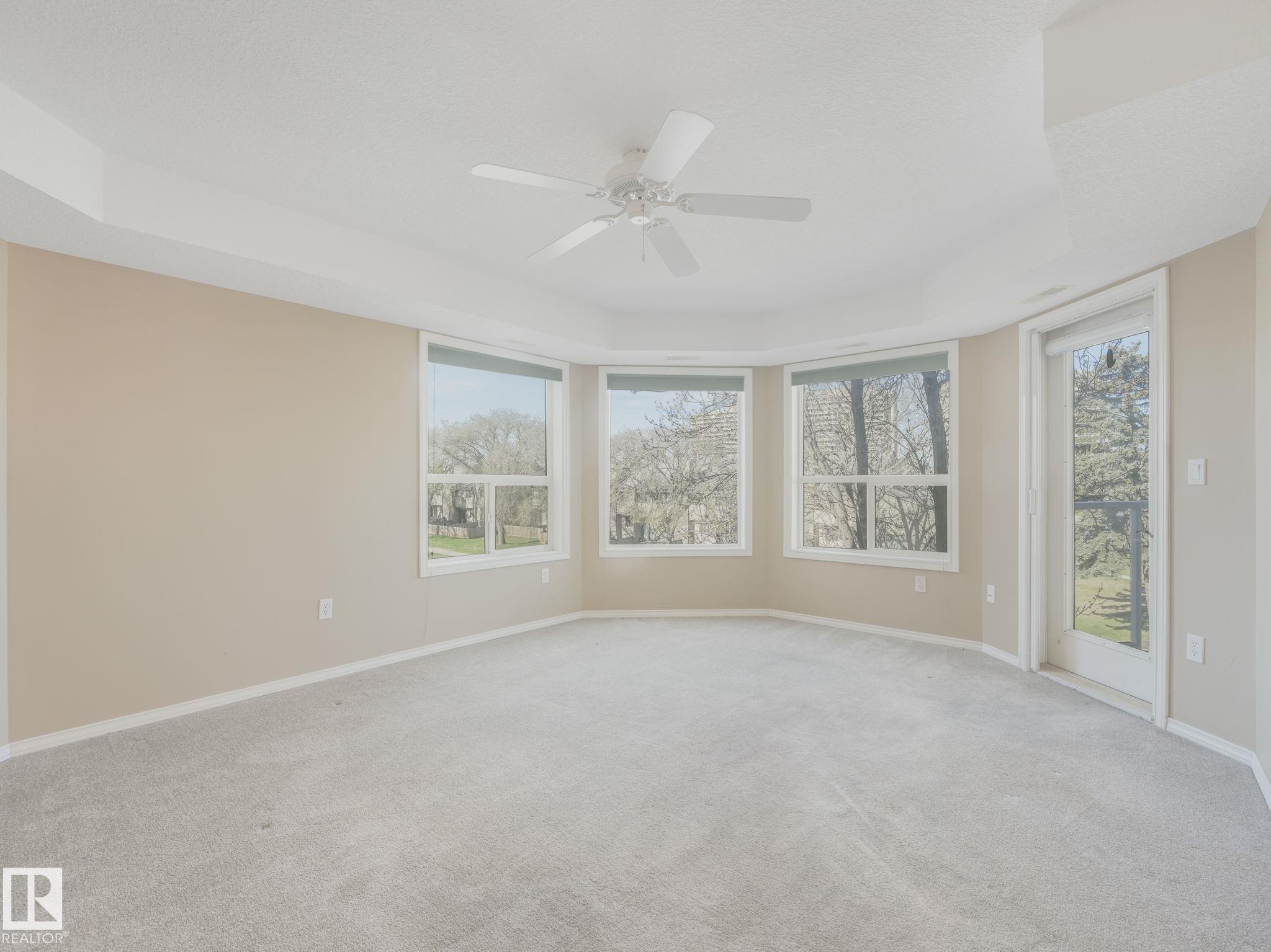 https://zimg.paragon.ice.com/ParagonImages/Property/PM/RAE/225400272/13/0/0/f8545985c40428842bbfea0380aae70c/1/805a6bd90a9dddb6b0eb944bb4449b43/225400272-cd839dda-3514-472b-bd77-f23440845693.JPG