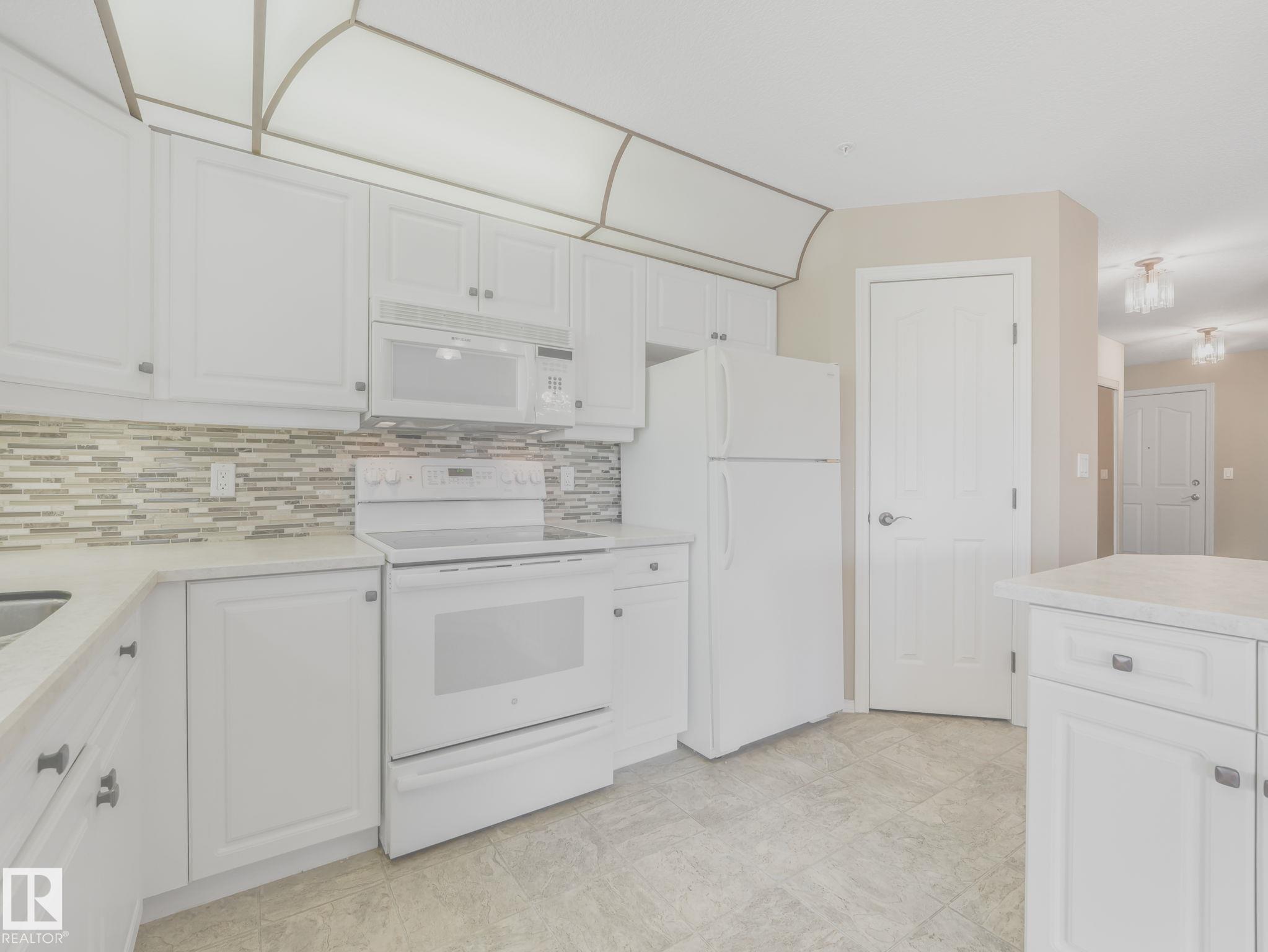 https://zimg.paragon.ice.com/ParagonImages/Property/PM/RAE/225400272/21/0/0/27781378769823945e6d41efaa80bef4/1/805a6bd90a9dddb6b0eb944bb4449b43/225400272-5051f1e0-e4e0-4687-b811-035fee1a78d4.JPG