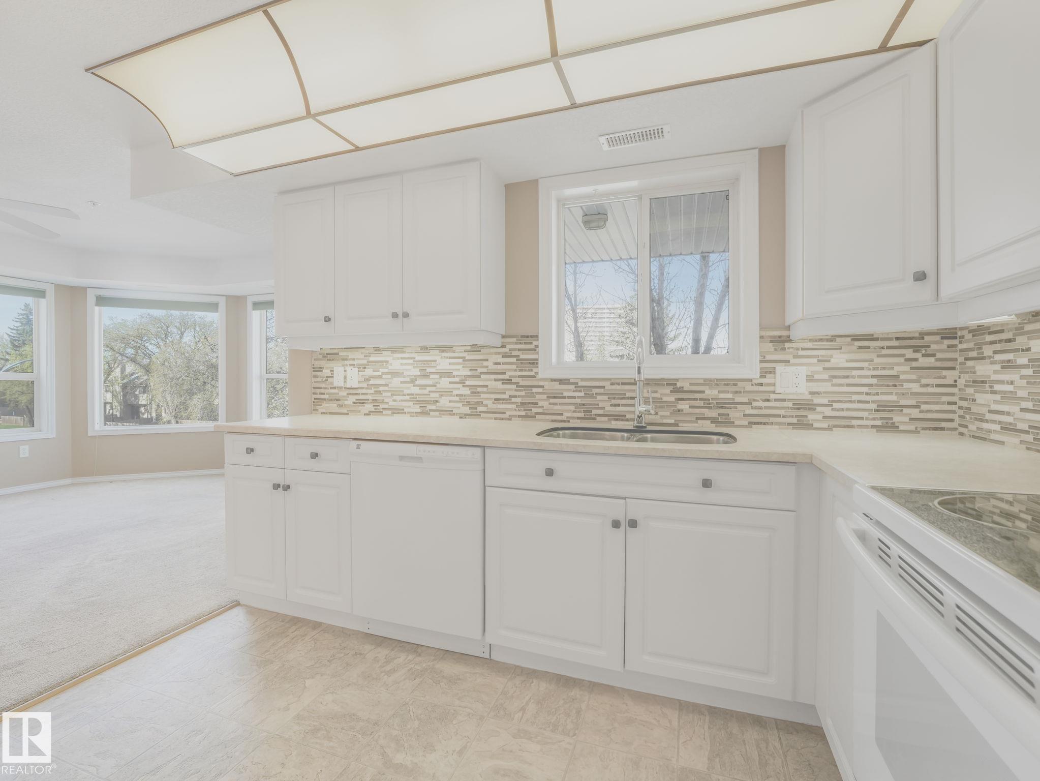 https://zimg.paragon.ice.com/ParagonImages/Property/PM/RAE/225400272/23/0/0/4ed4e3b5a6b44b300df30c4c61658d5e/1/805a6bd90a9dddb6b0eb944bb4449b43/225400272-1ff8091a-19d1-4367-a5fe-35c8ae7b055d.JPG