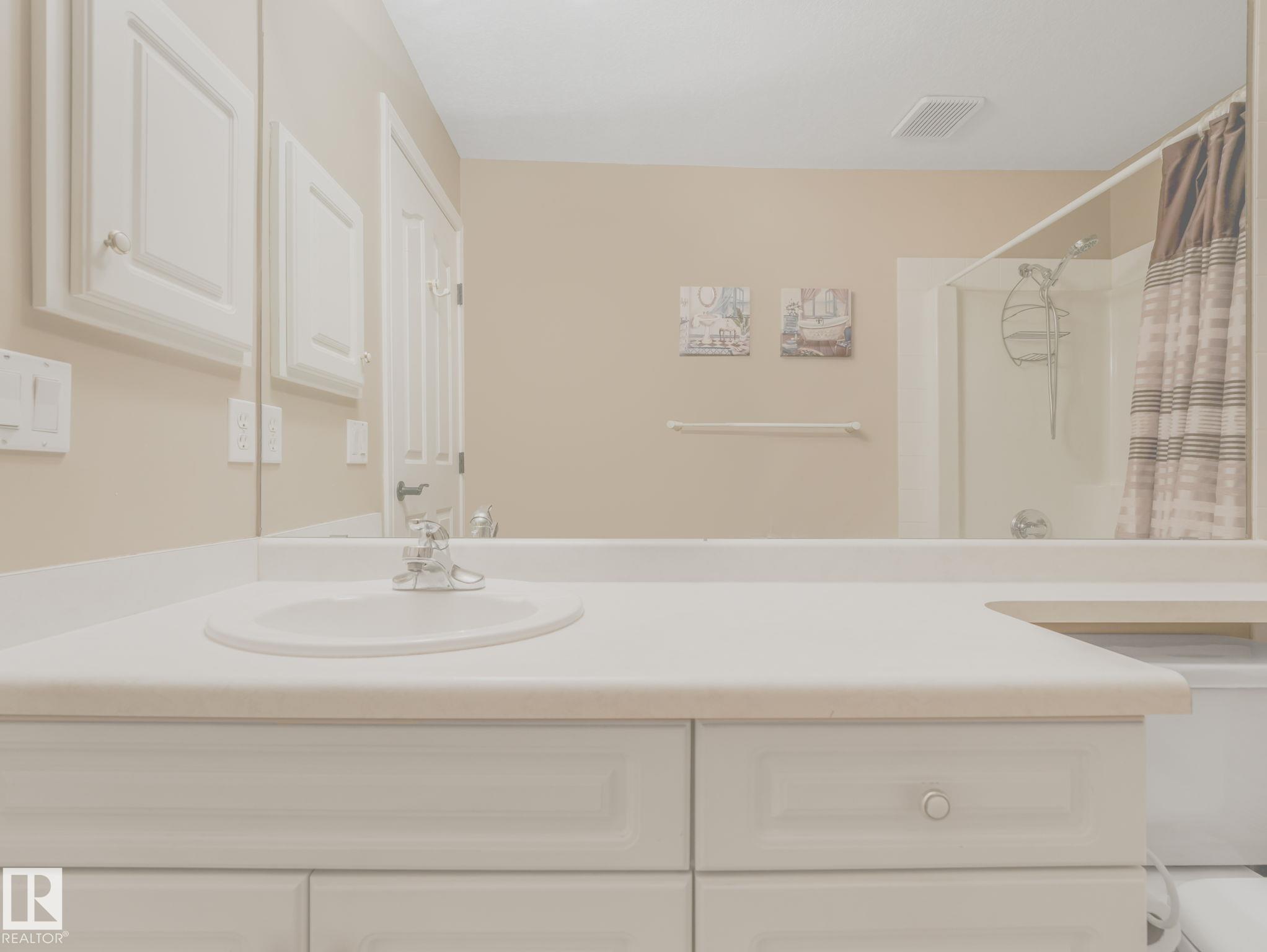 https://zimg.paragon.ice.com/ParagonImages/Property/PM/RAE/225400272/32/0/0/f5e8994620d0af4479ab09bd11256a8b/1/805a6bd90a9dddb6b0eb944bb4449b43/225400272-1bb20ca7-4474-4708-b3bc-e5dd8d894856.JPG