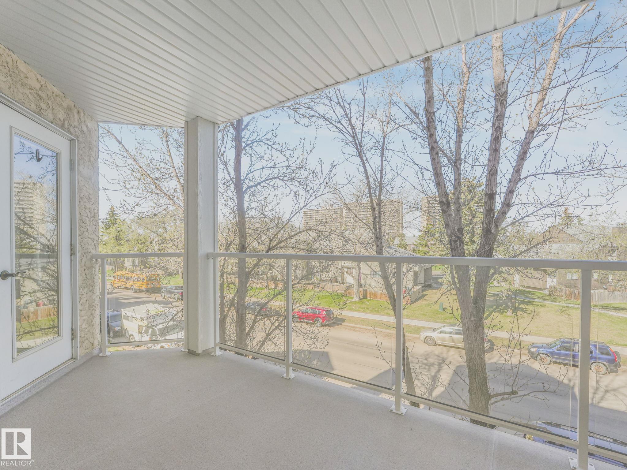 https://zimg.paragon.ice.com/ParagonImages/Property/PM/RAE/225400272/50/0/0/ac2933cb70ca928484c864e7ce42ac22/1/805a6bd90a9dddb6b0eb944bb4449b43/225400272-ef75fc65-3f96-433d-9d04-7e194c41ecc9.JPG