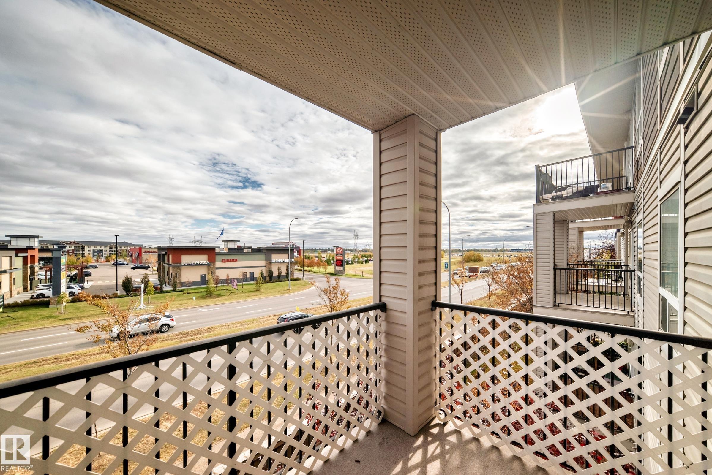https://zimg.paragon.ice.com/ParagonImages/Property/PM/RAE/225400277/21/0/0/2b935629f7d0a6cb2e7cc8b9f11910a9/1/4a6750de2ef1c76c20287e19e78ff6e0/225400277-4de3ec5e-8948-47a1-9ee9-dbf23613a98d.JPG