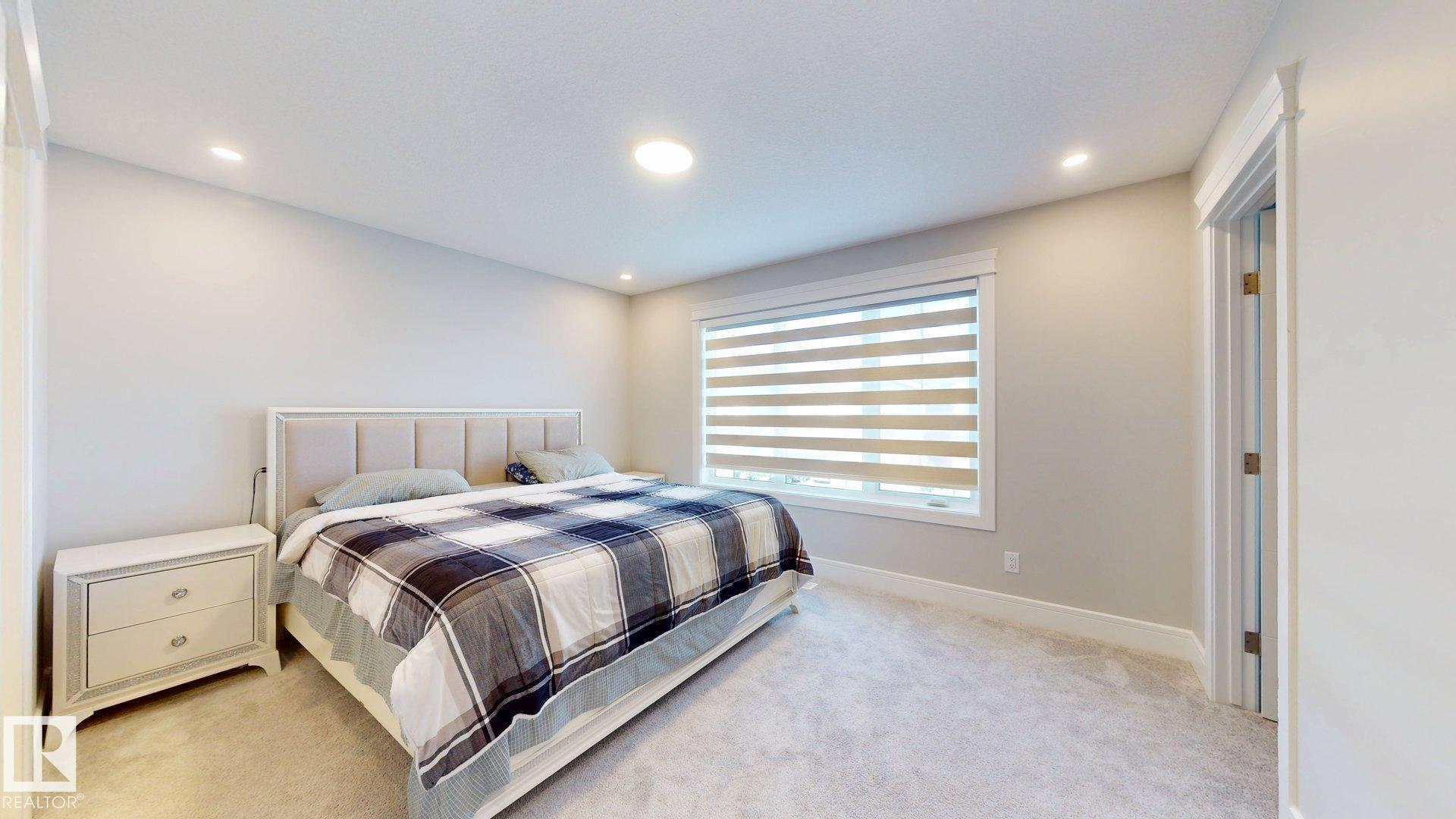 https://zimg.paragon.ice.com/ParagonImages/Property/PM/RAE/225400280/29/0/0/2bcb1df151798c30760d2345f4757088/1/e2fa021fcbf1134a5f2490d7697c70b5/225400280-8fd198d1-56b2-498a-b47f-2c9569fc0040.JPG