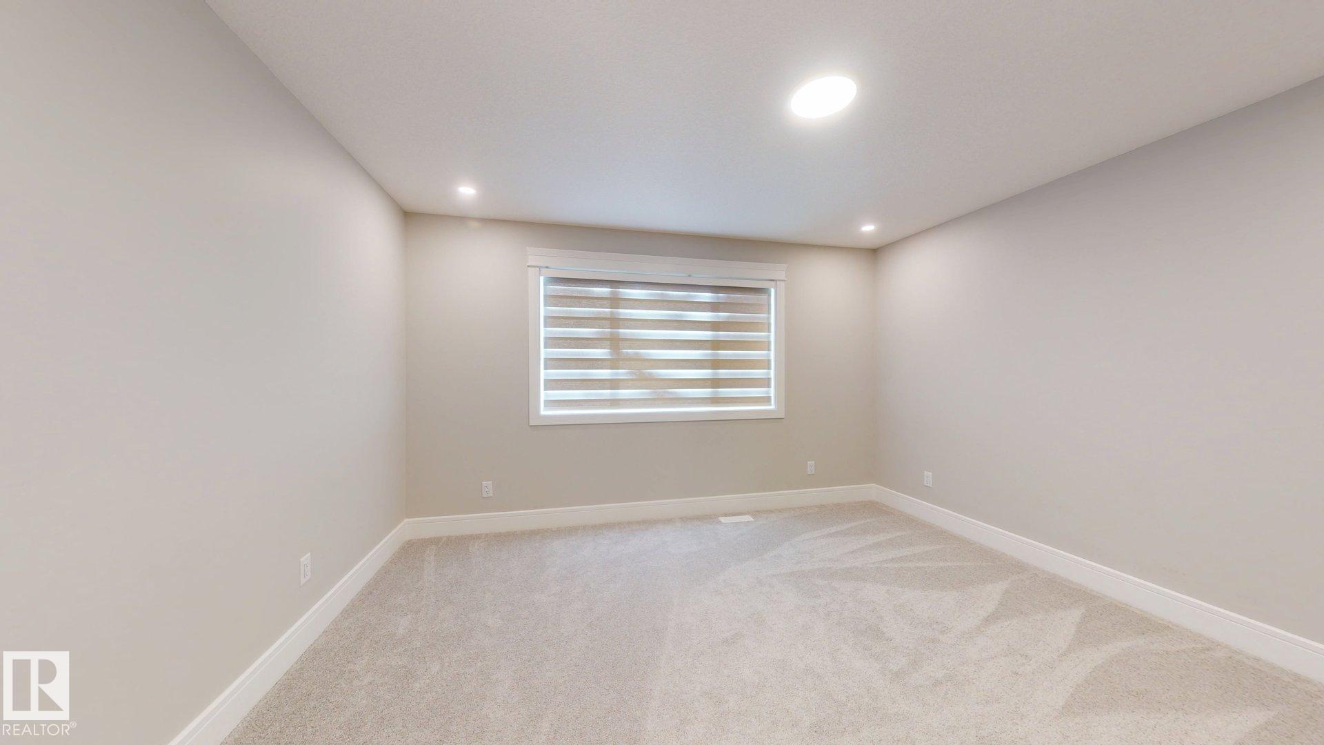 https://zimg.paragon.ice.com/ParagonImages/Property/PM/RAE/225400280/41/0/0/b48f75efd7b7eb43e2ae352918116bfb/1/e2fa021fcbf1134a5f2490d7697c70b5/225400280-479d74c5-de5b-446d-b066-68cf1e5f2a1f.JPG