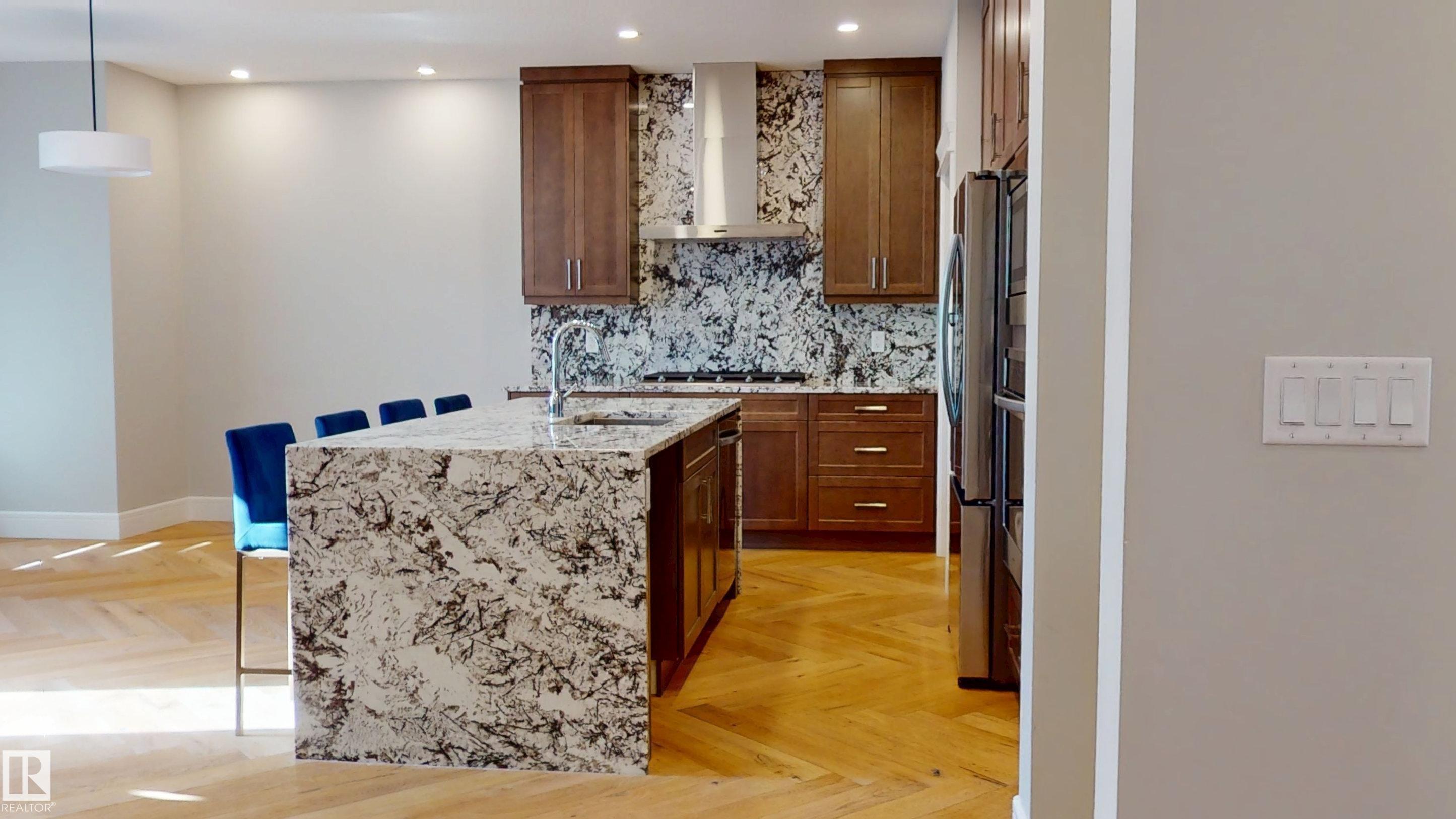 https://zimg.paragon.ice.com/ParagonImages/Property/PM/RAE/225400280/5/0/0/6e7249c702c86f65ab2bf8106483bc18/1/e2fa021fcbf1134a5f2490d7697c70b5/225400280-09839e60-b226-4f4c-a59e-b5590cb380aa.JPG