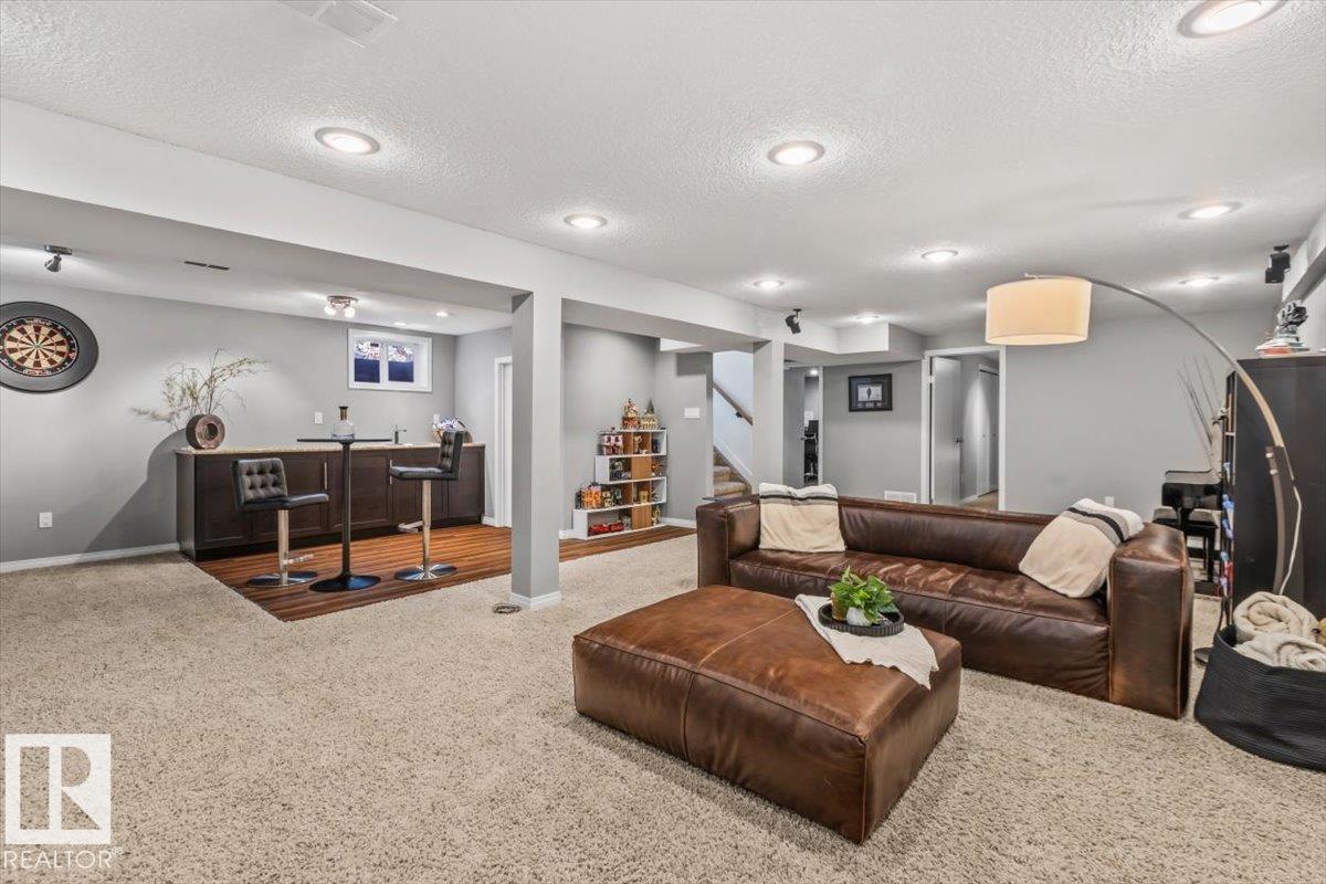 https://zimg.paragon.ice.com/ParagonImages/Property/PM/RAE/225400283/28/0/0/e800c2abf2cfaf3f70848241575832c5/1/59ff51c2e0101f09c8c5477944fb9c29/225400283-5935f80f-1e75-4fc1-bdfe-e876915db7a3.JPG