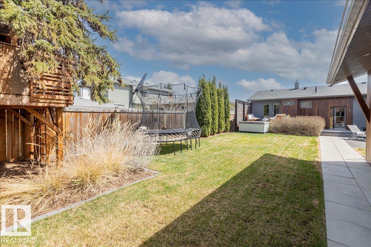 https://zimg.paragon.ice.com/ParagonImages/Property/PM/RAE/225400283/37/0/0/9b9a237683e21375f521fb1605e031be/1/59ff51c2e0101f09c8c5477944fb9c29/225400283-99536b23-fb9e-4369-8138-8870dc99a93a.JPG