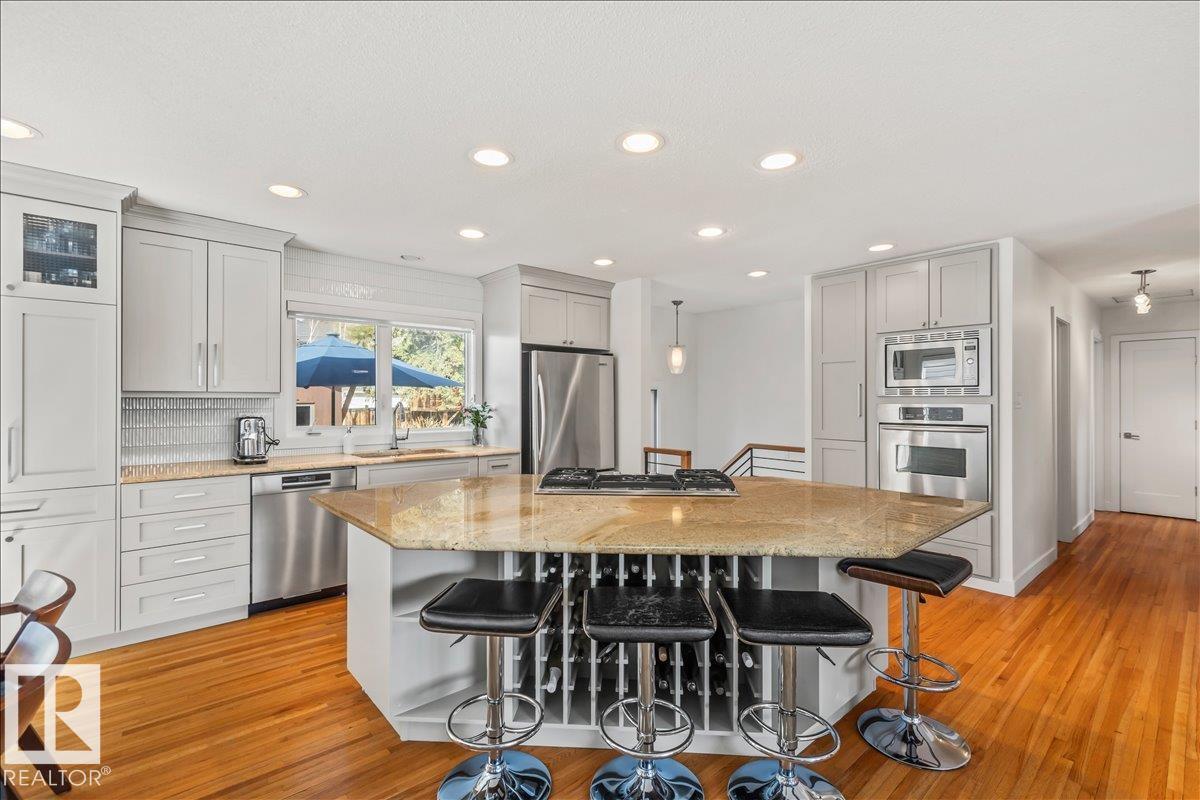 https://zimg.paragon.ice.com/ParagonImages/Property/PM/RAE/225400283/7/0/0/80f1514d9232a297ee24c58707fa807b/1/59ff51c2e0101f09c8c5477944fb9c29/225400283-788077aa-e1f5-49bf-b5d3-3b6314ef912c.JPG