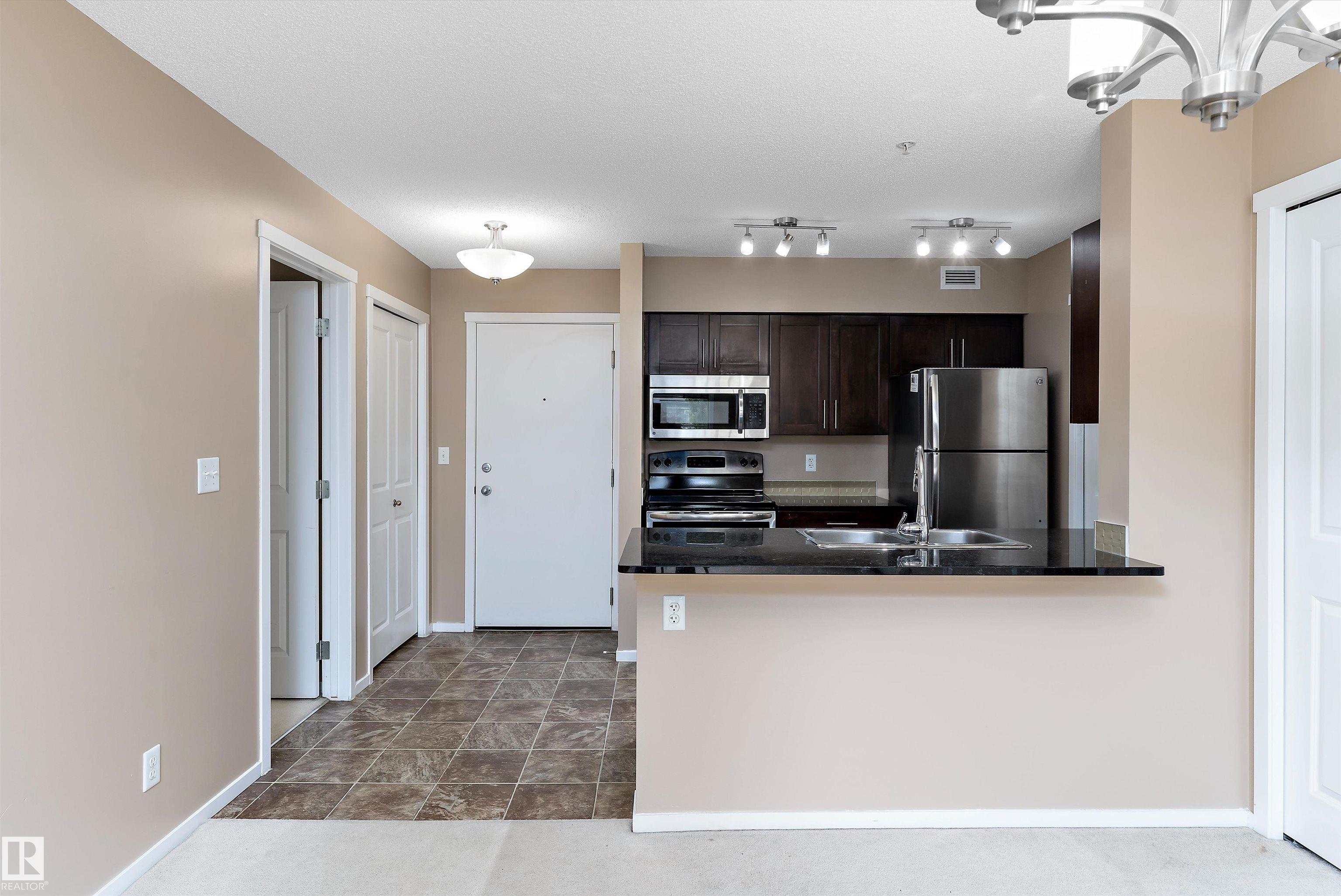 Photo 6 at 105 - 111 Watt Common SW, Walker, Edmonton