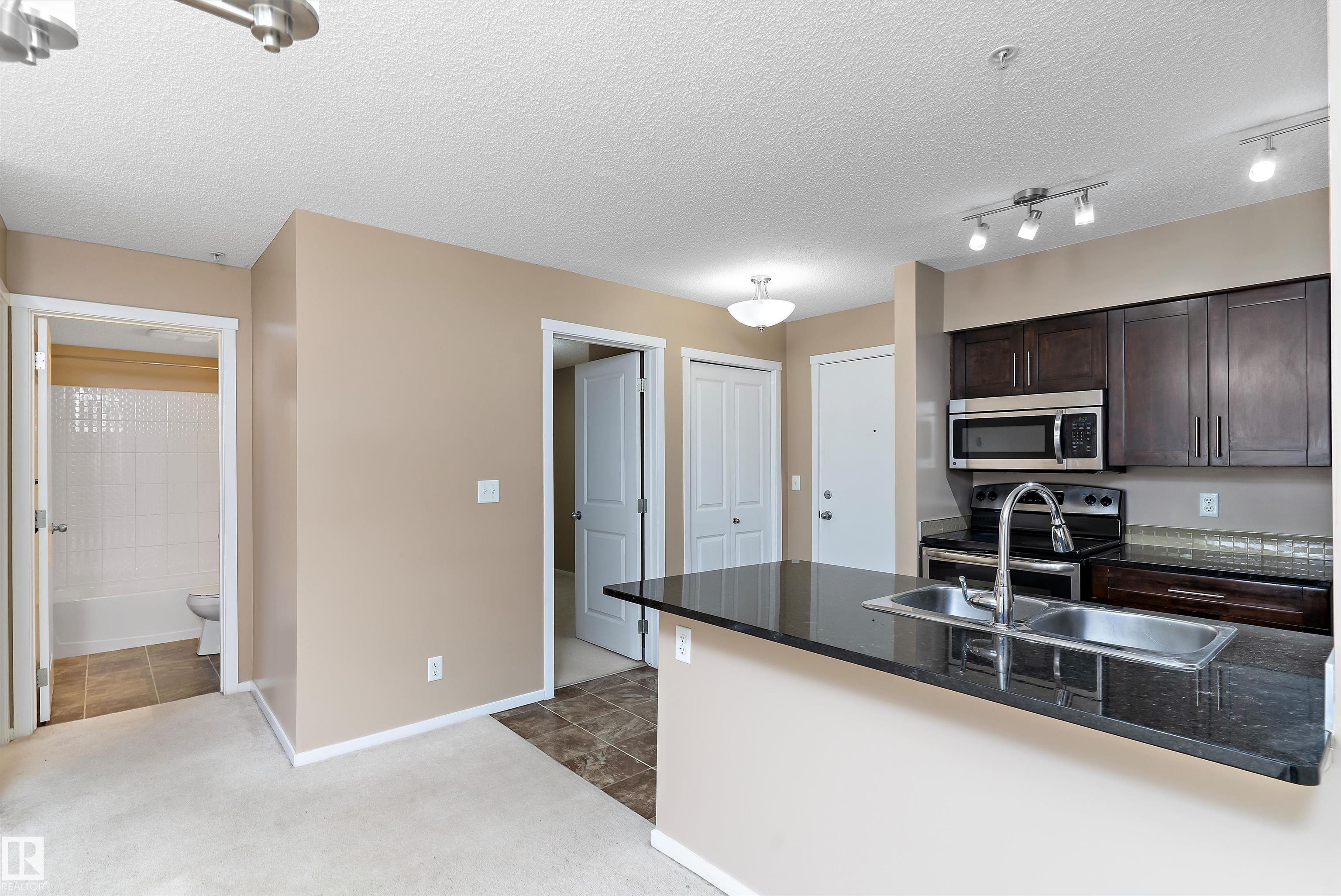 Photo 7 at 105 - 111 Watt Common SW, Walker, Edmonton
