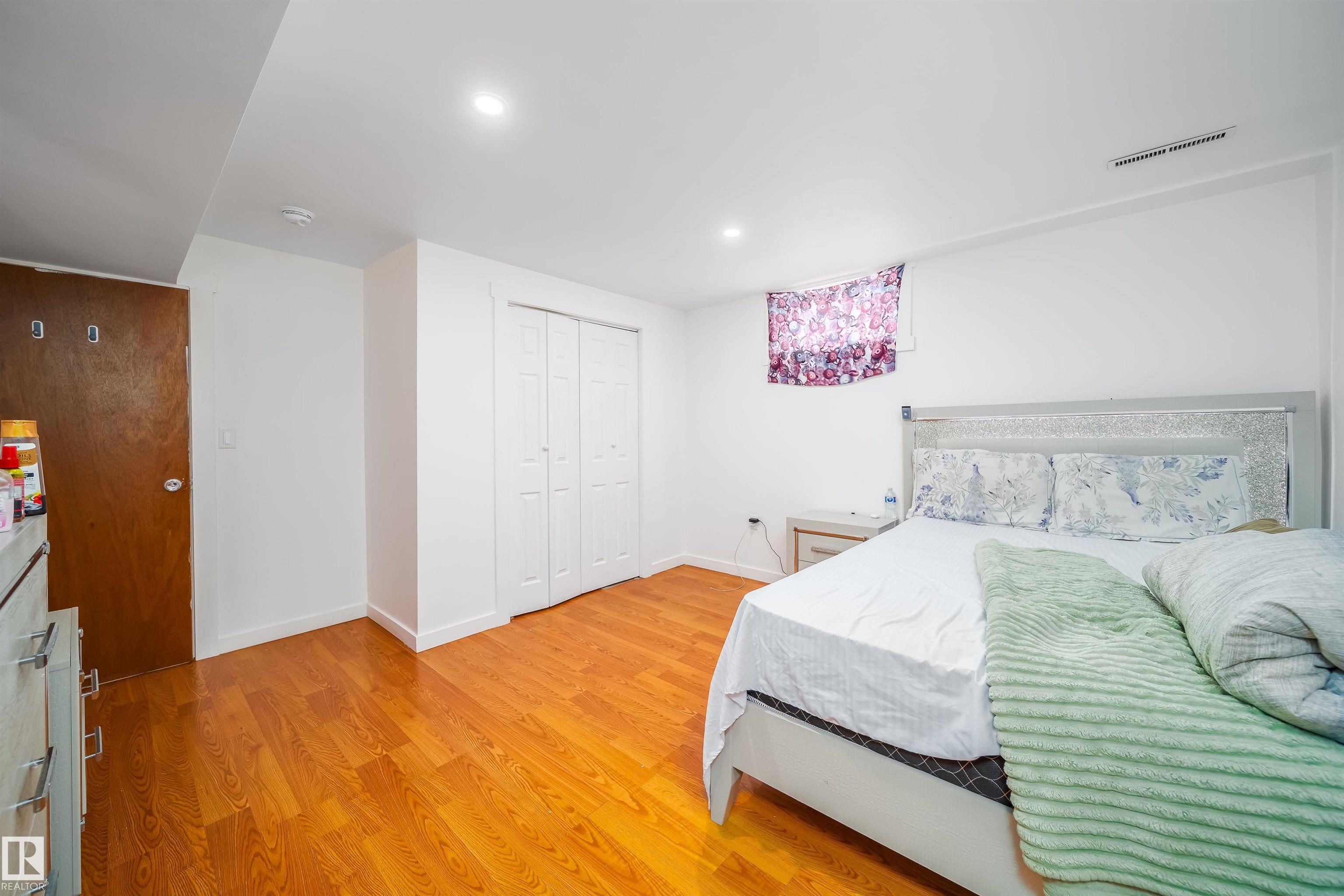 https://zimg.paragon.ice.com/ParagonImages/Property/PM/RAE/225400291/37/0/0/d6a928e33679b7ee97538c93463b5c6b/1/dfe8eaf136c72a1e229fb5b6f2e2c06b/225400291-51667fb9-3f7d-4359-995c-9f7b4fe99a85.JPG