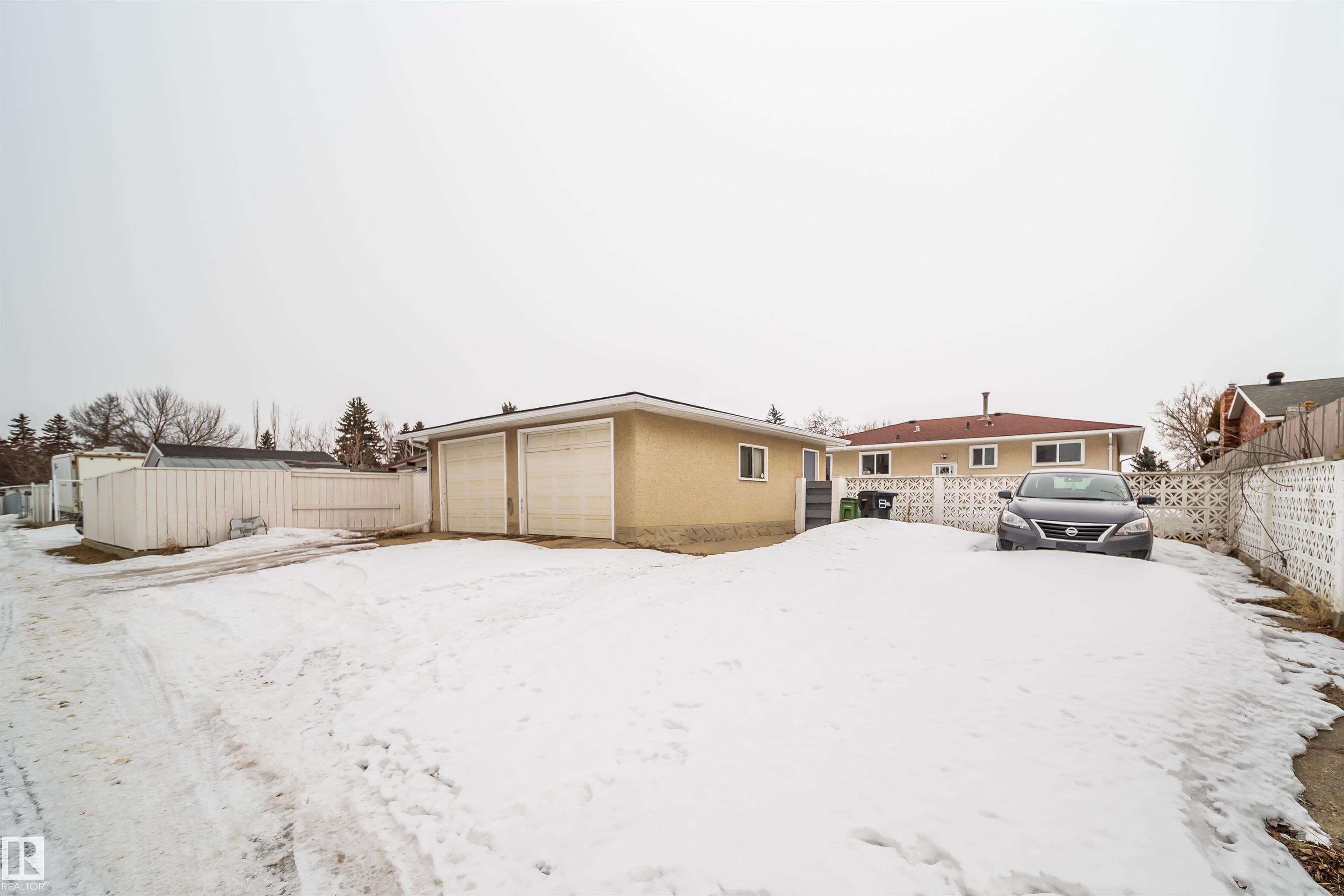 Picture for 7911 145 Avr AV NW NW
