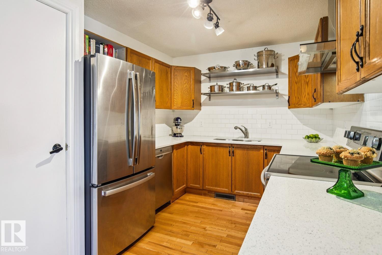 Photo 12 at 7531 137a Avenue NW, Kildare, Edmonton