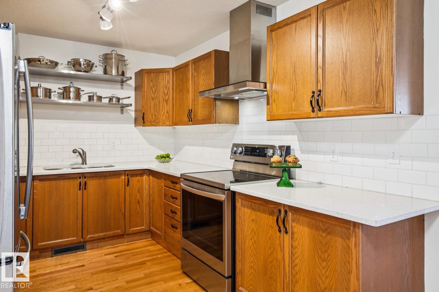 Photo 14 at 7531 137a Avenue NW, Kildare, Edmonton