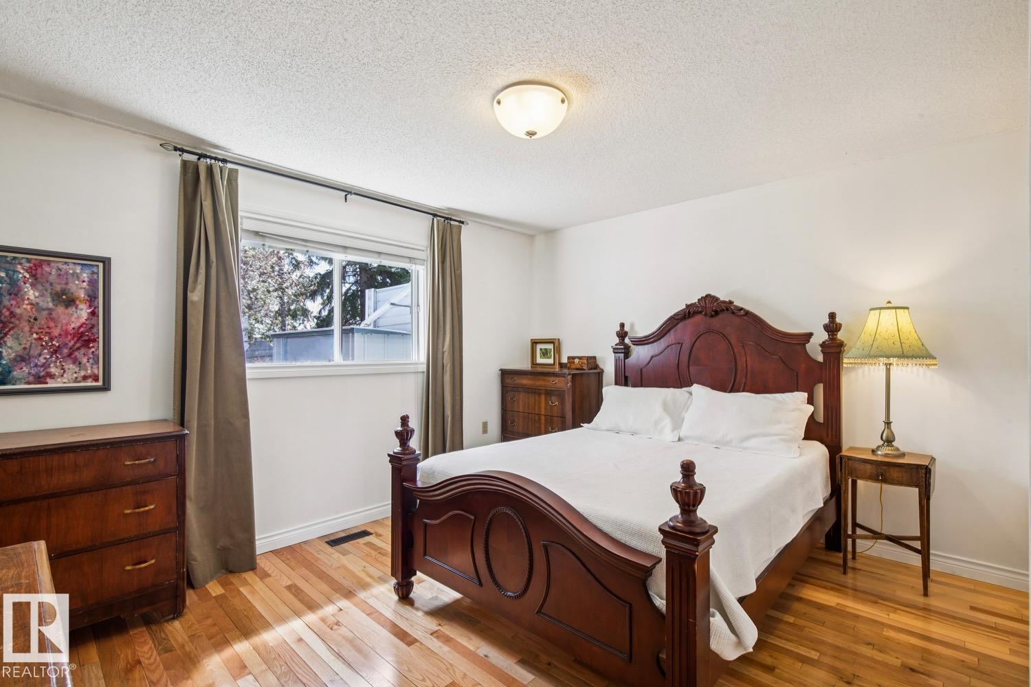 Photo 16 at 7531 137a Avenue NW, Kildare, Edmonton