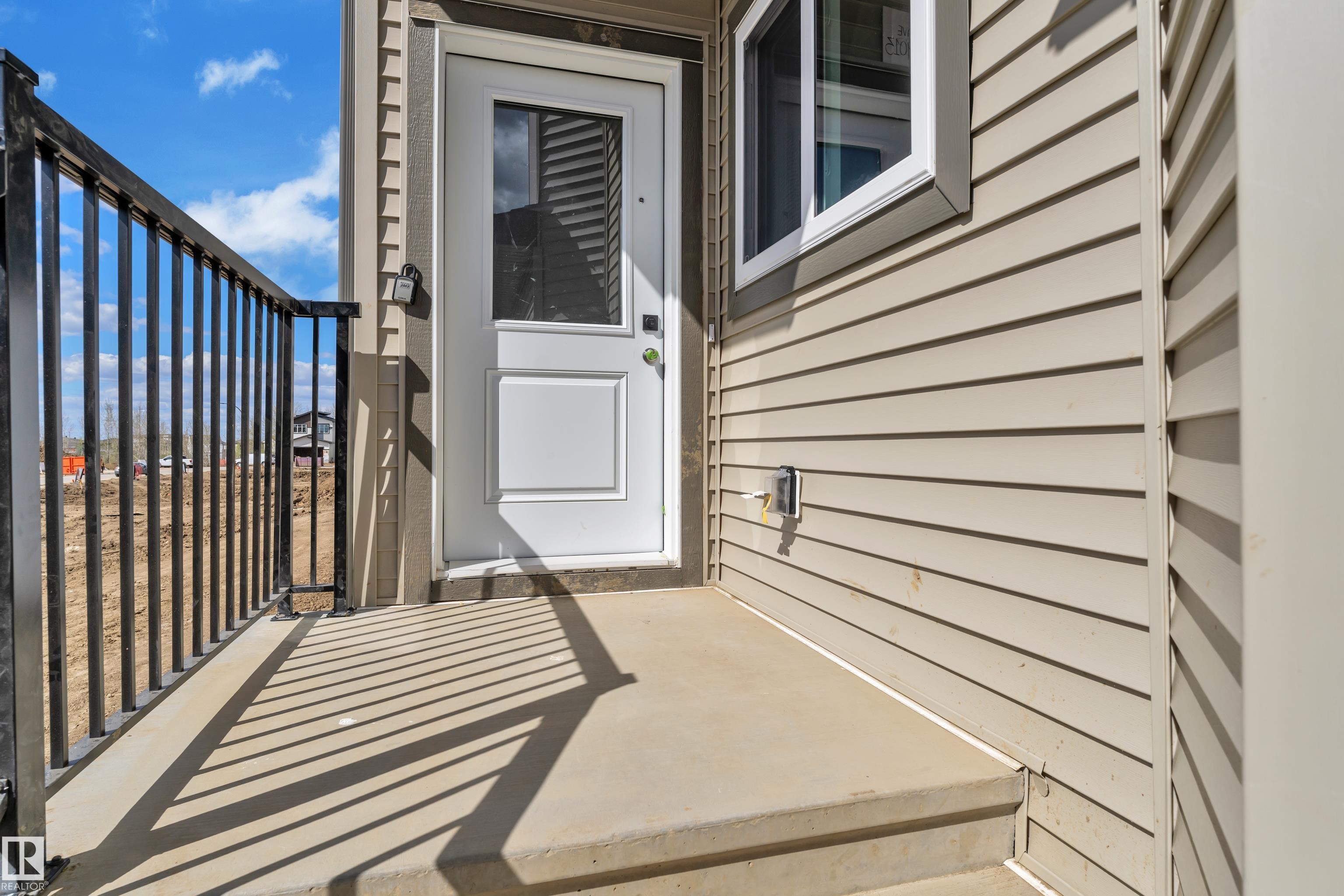 3116 8 Avenue SW, Alces, Edmonton