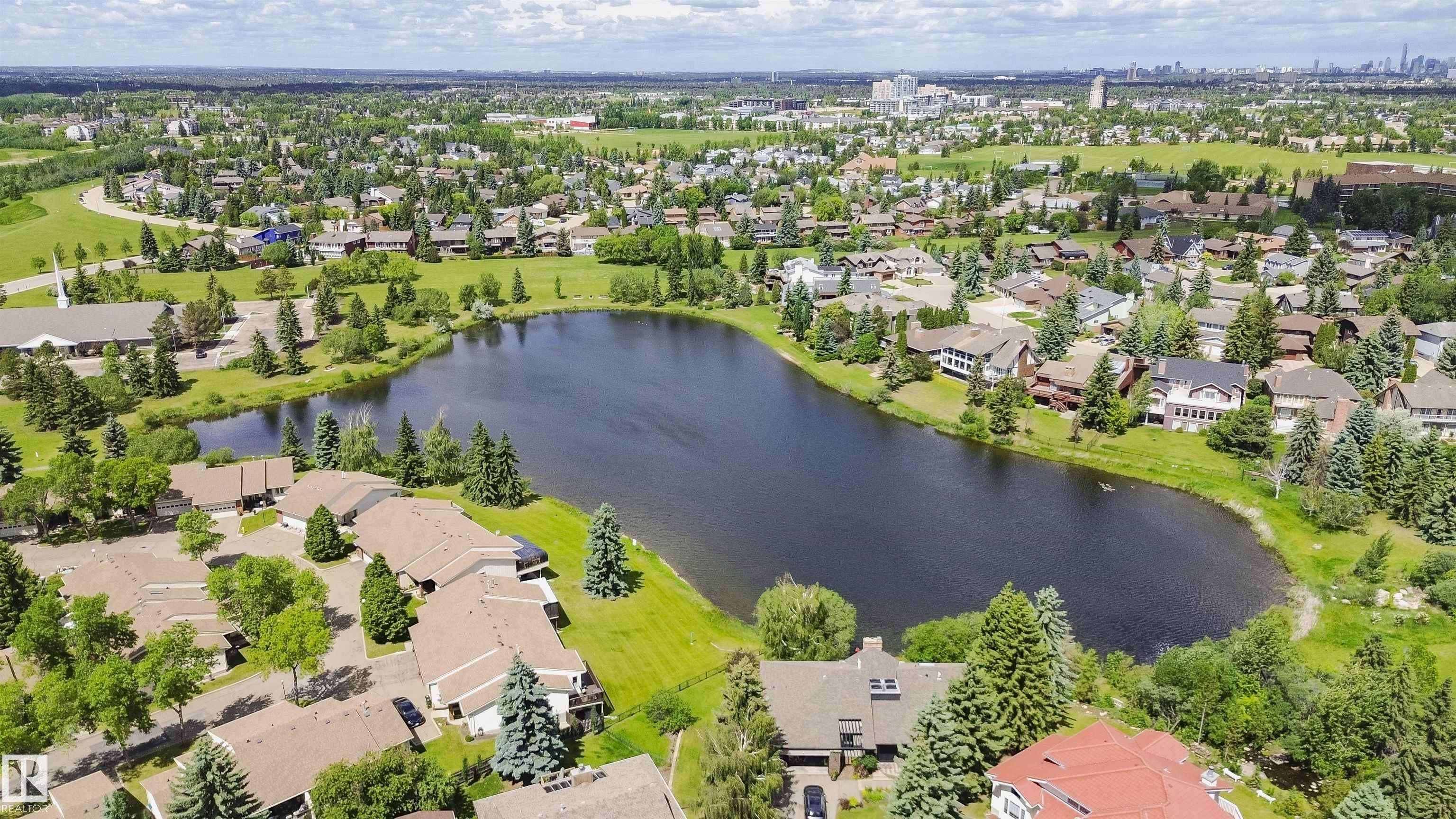 https://zimg.paragon.ice.com/ParagonImages/Property/PM/RAE/225400300/36/0/0/b3d479b2e97cd03bbd7691c4faef7617/1/5996aa69cc43c22b093025b03c366d47/225400300-716b675a-2a6a-4bb5-9d55-686795b91cff.JPG