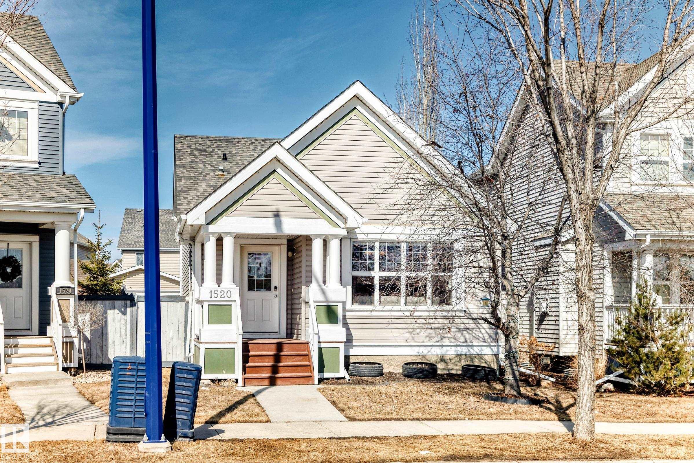 1520 70 Street SW, Summerside, Edmonton