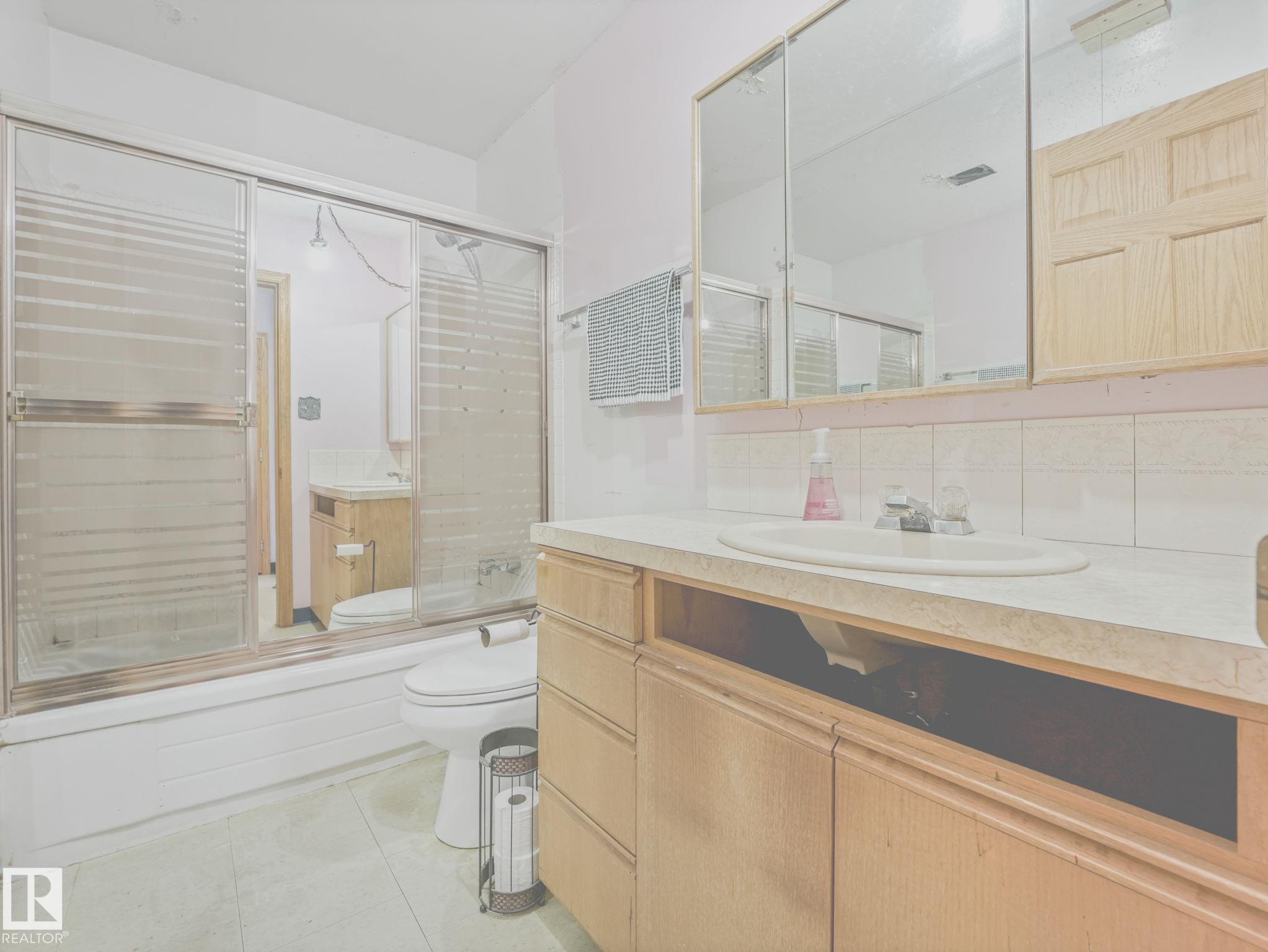 Photo 24 at 34 Camelot Avenue, Corinthia Park, Leduc