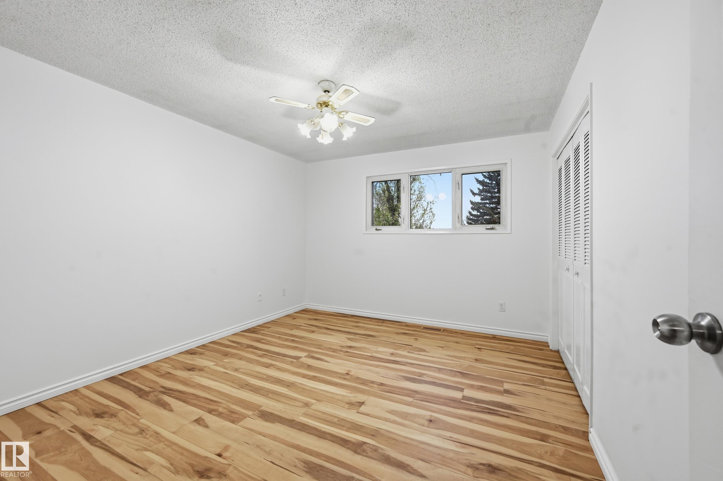 https://zimg.paragon.ice.com/ParagonImages/Property/PM/RAE/225400310/20/0/0/c5ff6275357a40cd4a5077f2b98e95dc/1/947136467c5dcb858beb85184bdb7641/225400310-d4c08897-bf9a-4f04-8757-2c790c337f1c.JPG