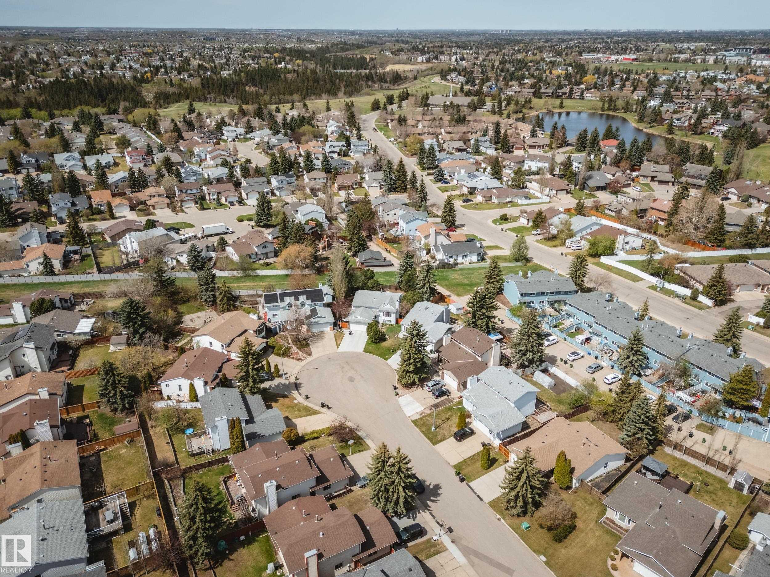 https://zimg.paragon.ice.com/ParagonImages/Property/PM/RAE/225400313/43/0/0/1a704294c7634557c61f73121853174b/1/b08c3882588ae54a3393daae2d3ebc24/225400313-96e2d53c-89b1-4b57-86fb-f3cc8cbb1183.JPG