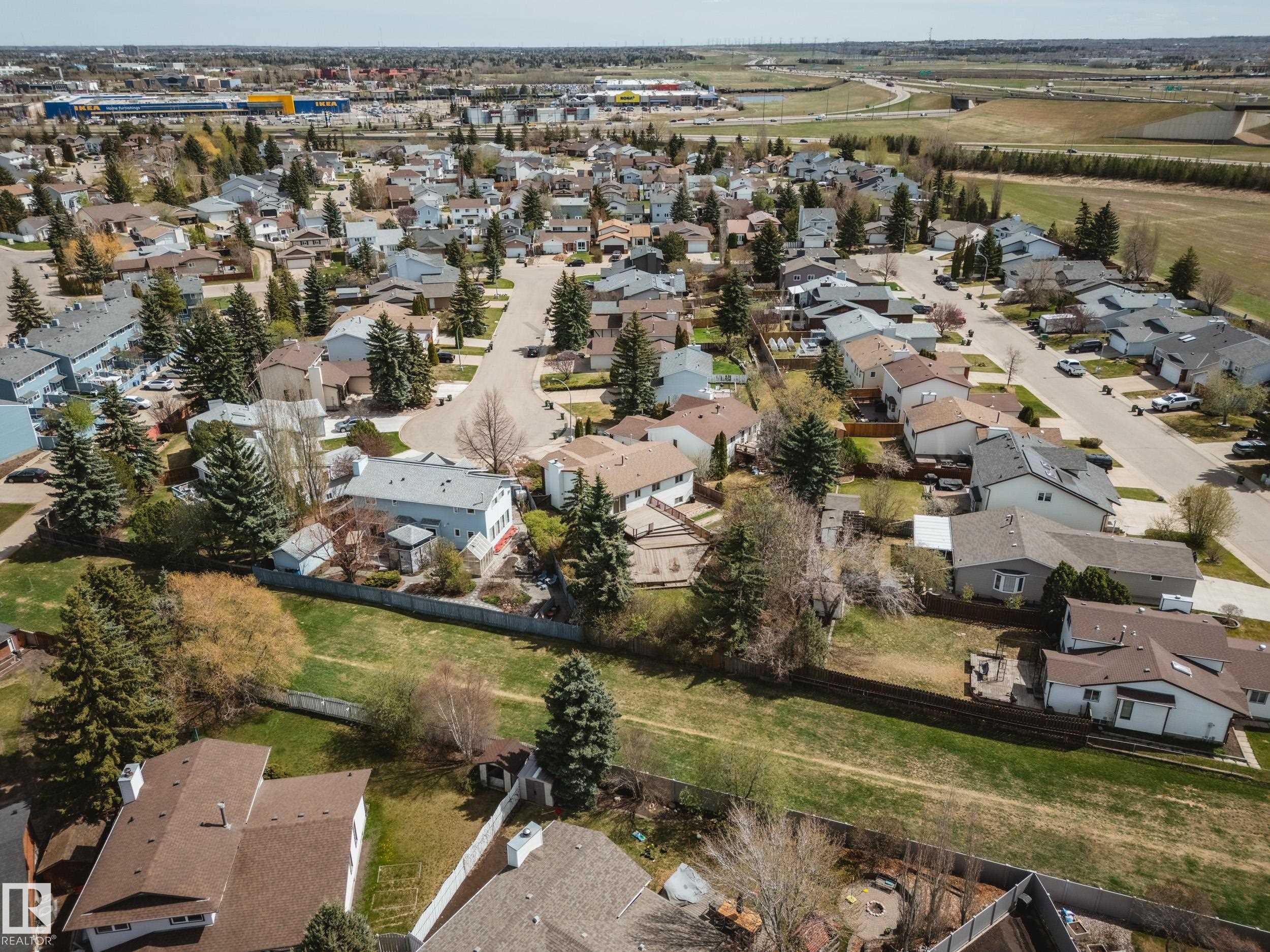 https://zimg.paragon.ice.com/ParagonImages/Property/PM/RAE/225400313/46/0/0/88293b6e5e70ea7b4649245750b06cd1/1/b08c3882588ae54a3393daae2d3ebc24/225400313-35c095fb-ac9a-4db4-a24d-9310359279c3.JPG