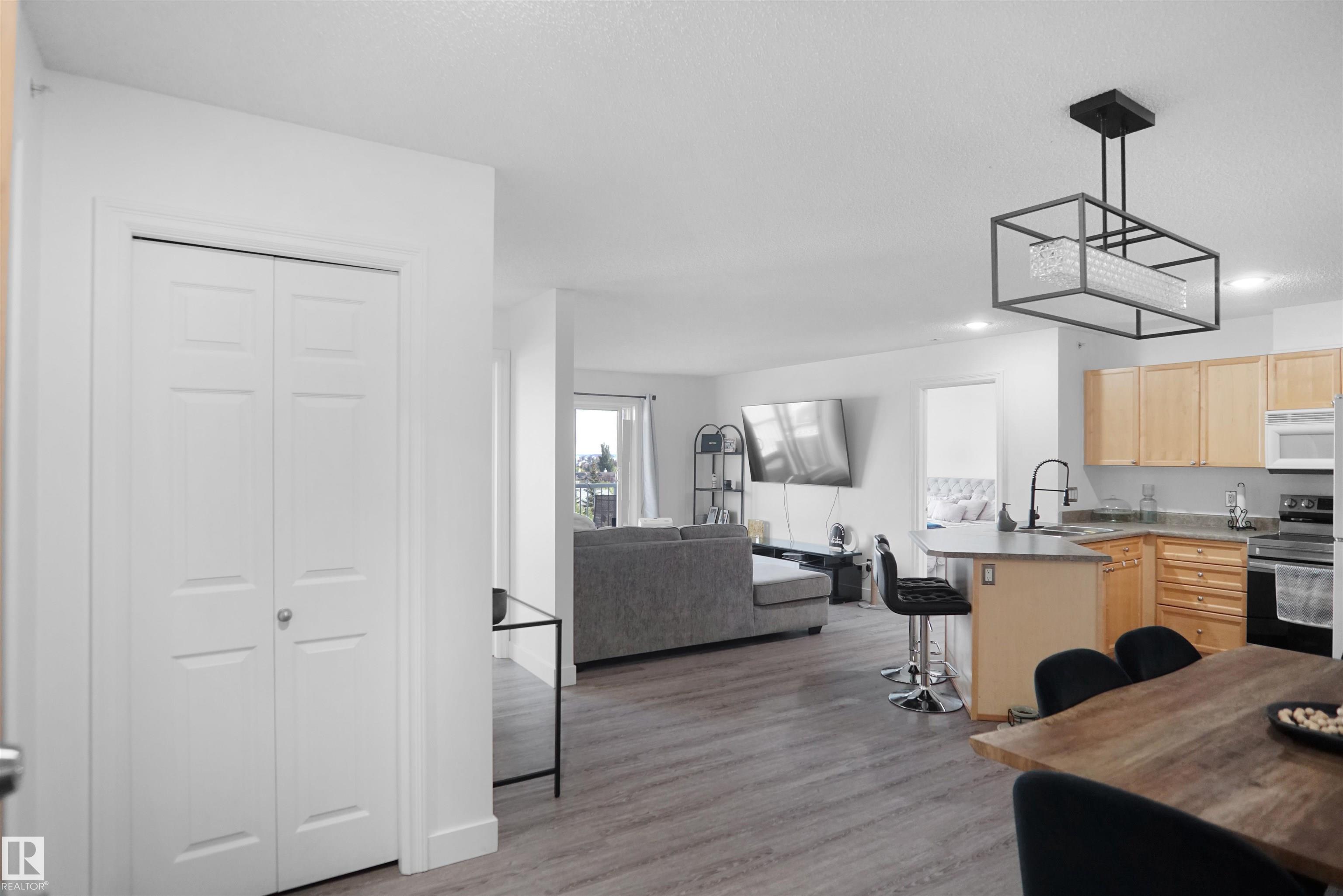 Picture for #403 15211 139 ST NW