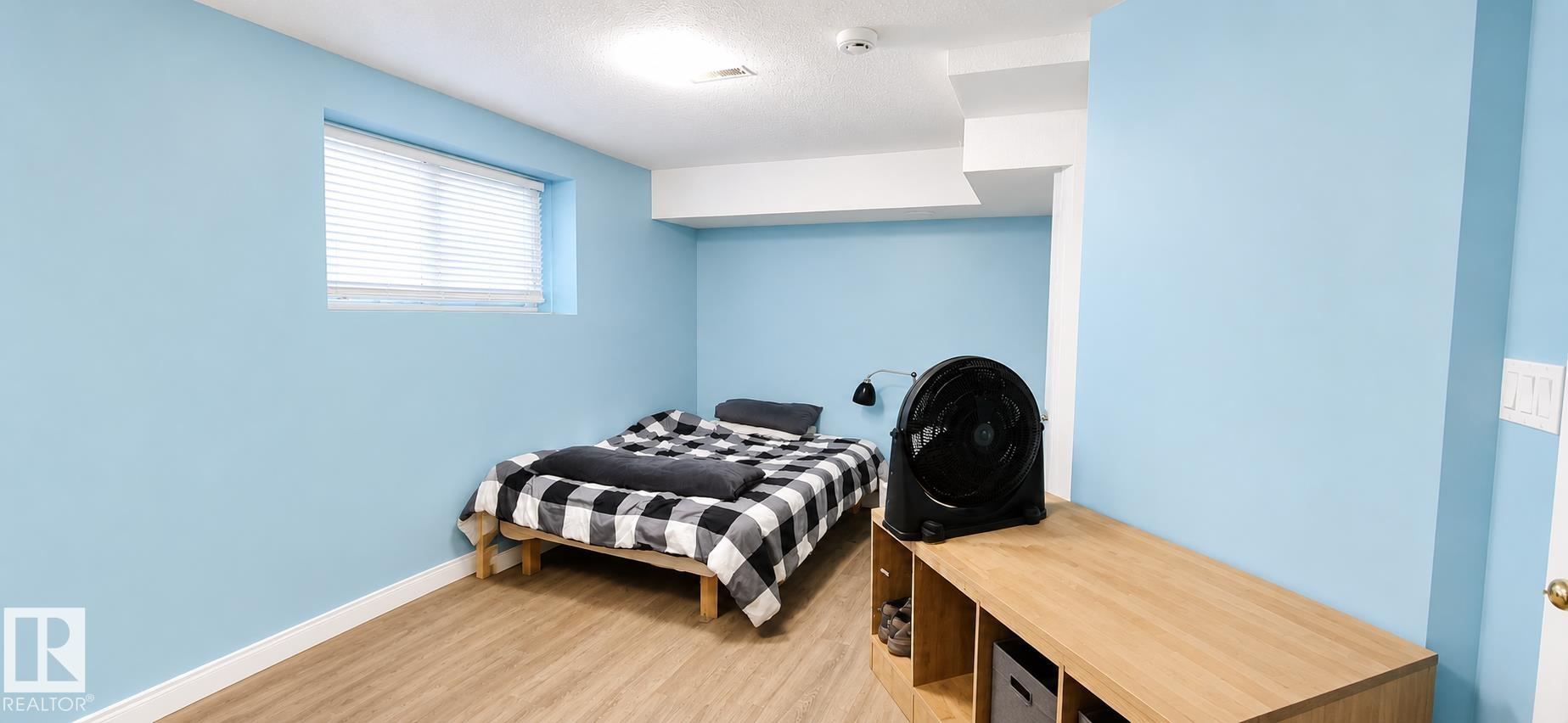 https://zimg.paragon.ice.com/ParagonImages/Property/PM/RAE/225400319/17/0/0/8522f8693d768490d7a2186ab23541cb/1/c7abc5775d4672d15ff5b98b84262e5a/225400319-923aed5b-fd5d-4c32-8f95-b2b66934f0e4.JPG