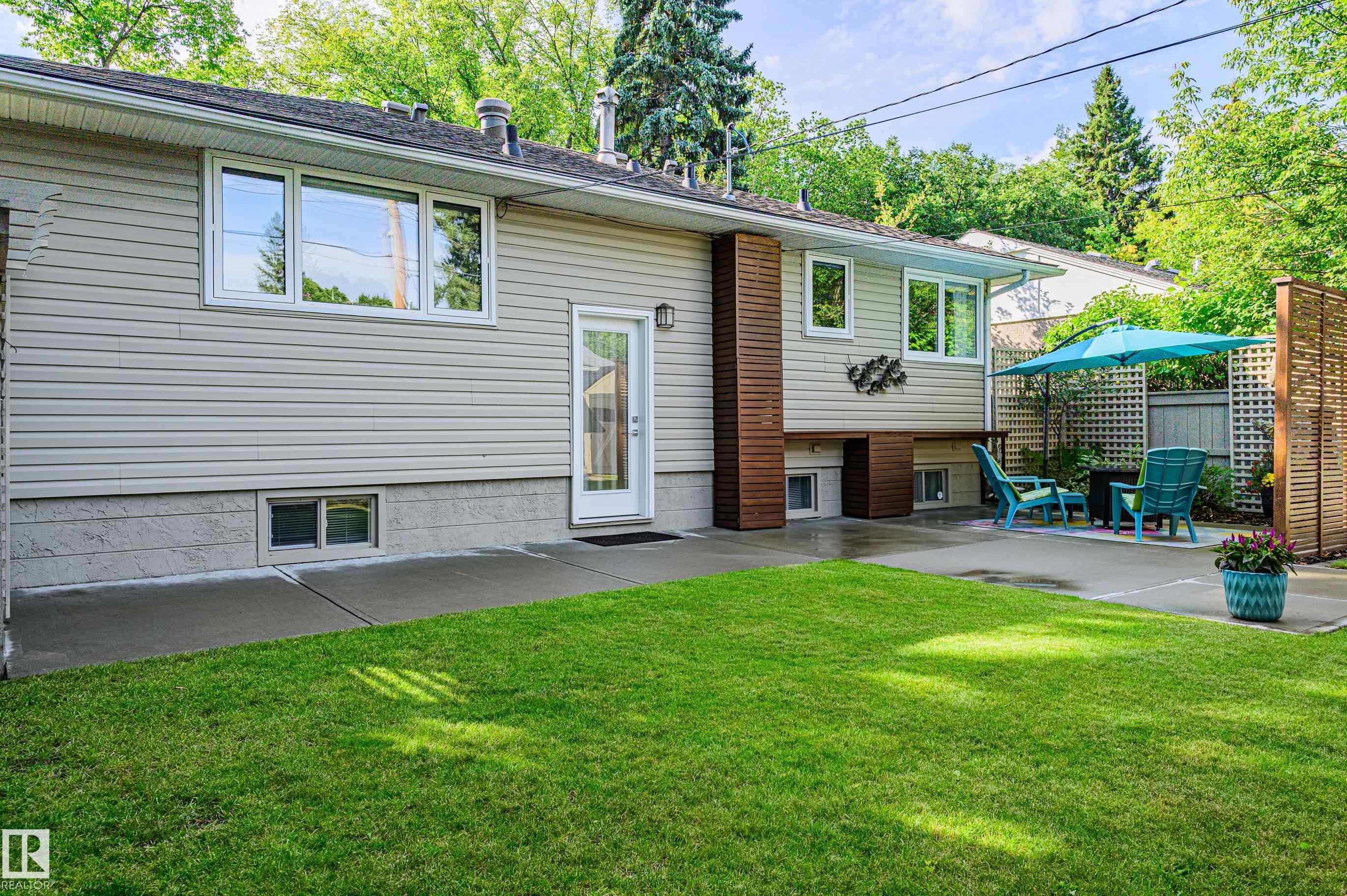 https://zimg.paragon.ice.com/ParagonImages/Property/PM/RAE/225400324/63/0/0/2e2eb6d252f23bd95ec042a2b2cfa2c2/1/92809a77e2808e3db5c705a67791daf9/225400324-c074fcee-f6e8-4596-89a3-dc041bcd1ebc.JPG