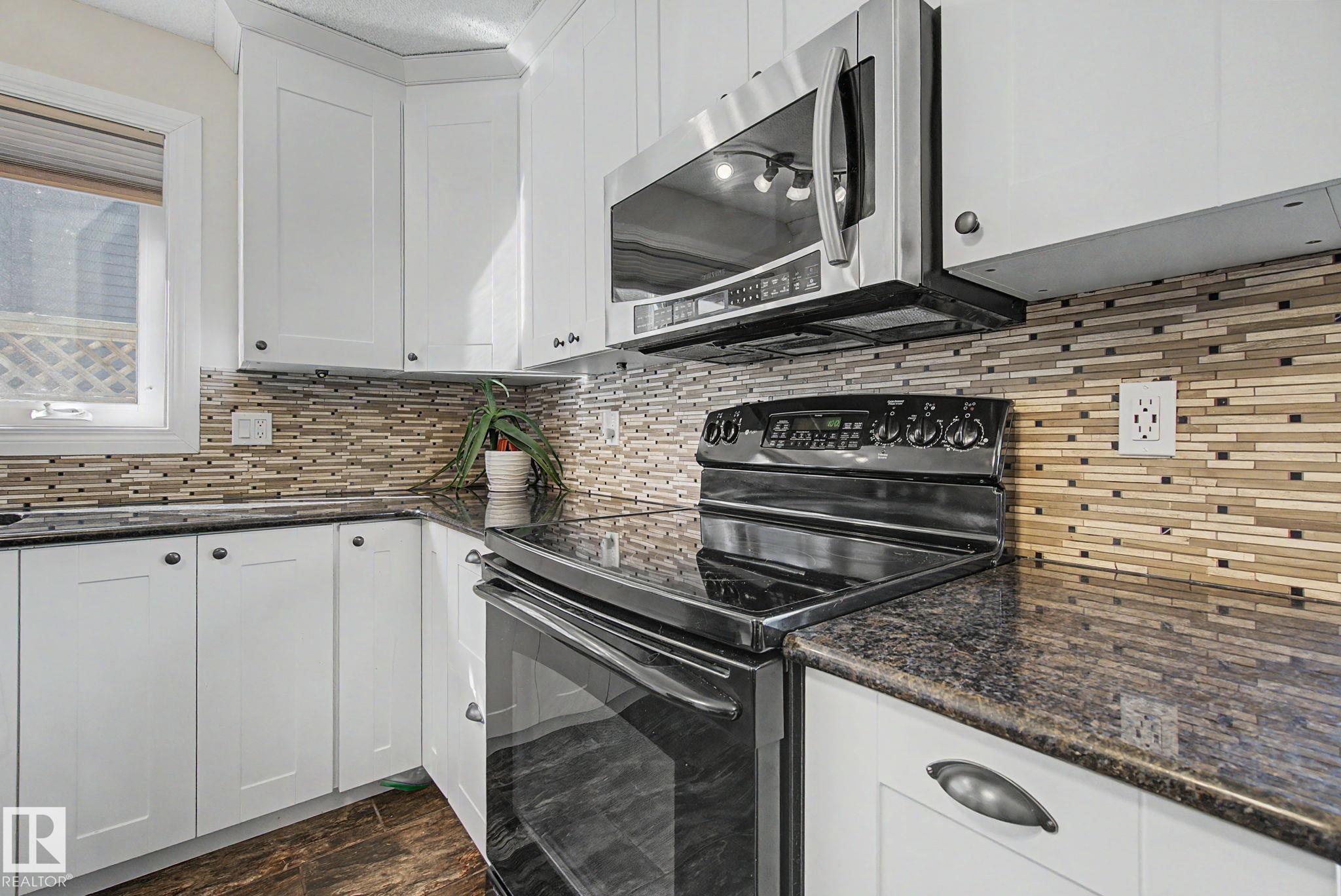 Photo 19 at 42 Woodlake Road, Woodbridge Farms, Sherwood Park