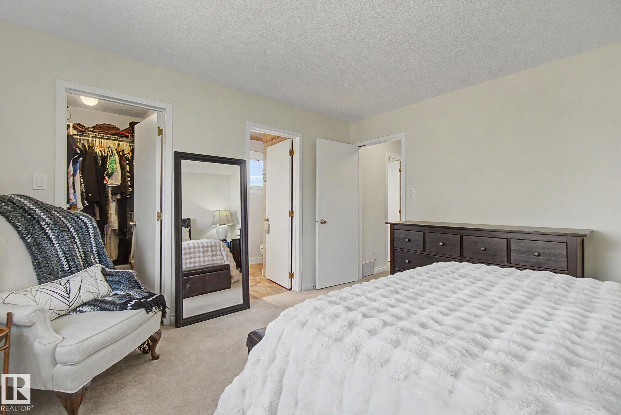 Photo 31 at 42 Woodlake Road, Woodbridge Farms, Sherwood Park