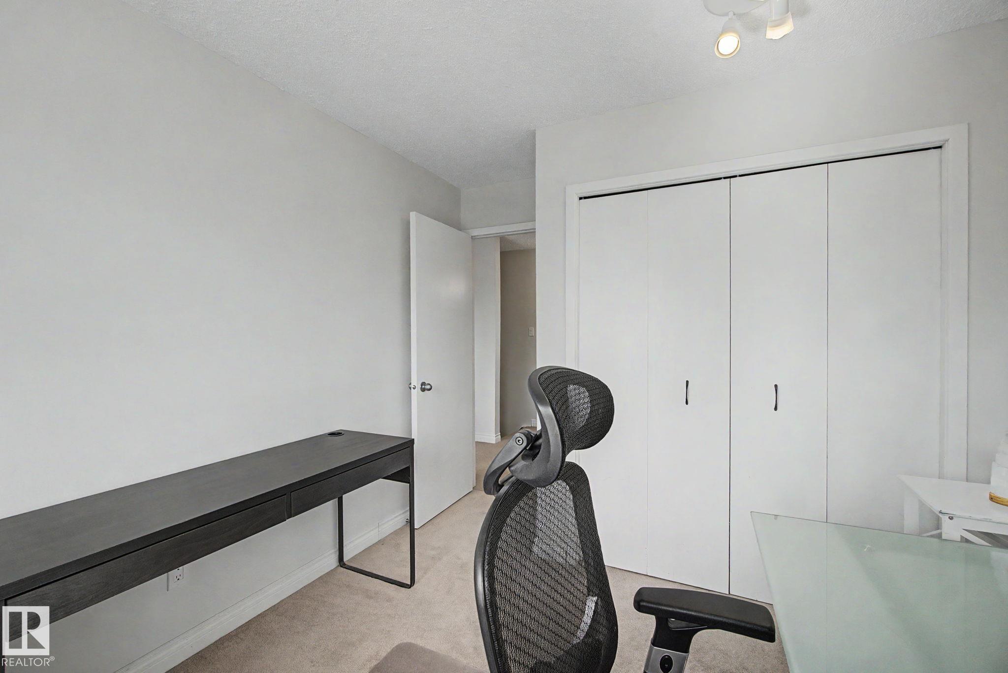 Photo 38 at 42 Woodlake Road, Woodbridge Farms, Sherwood Park