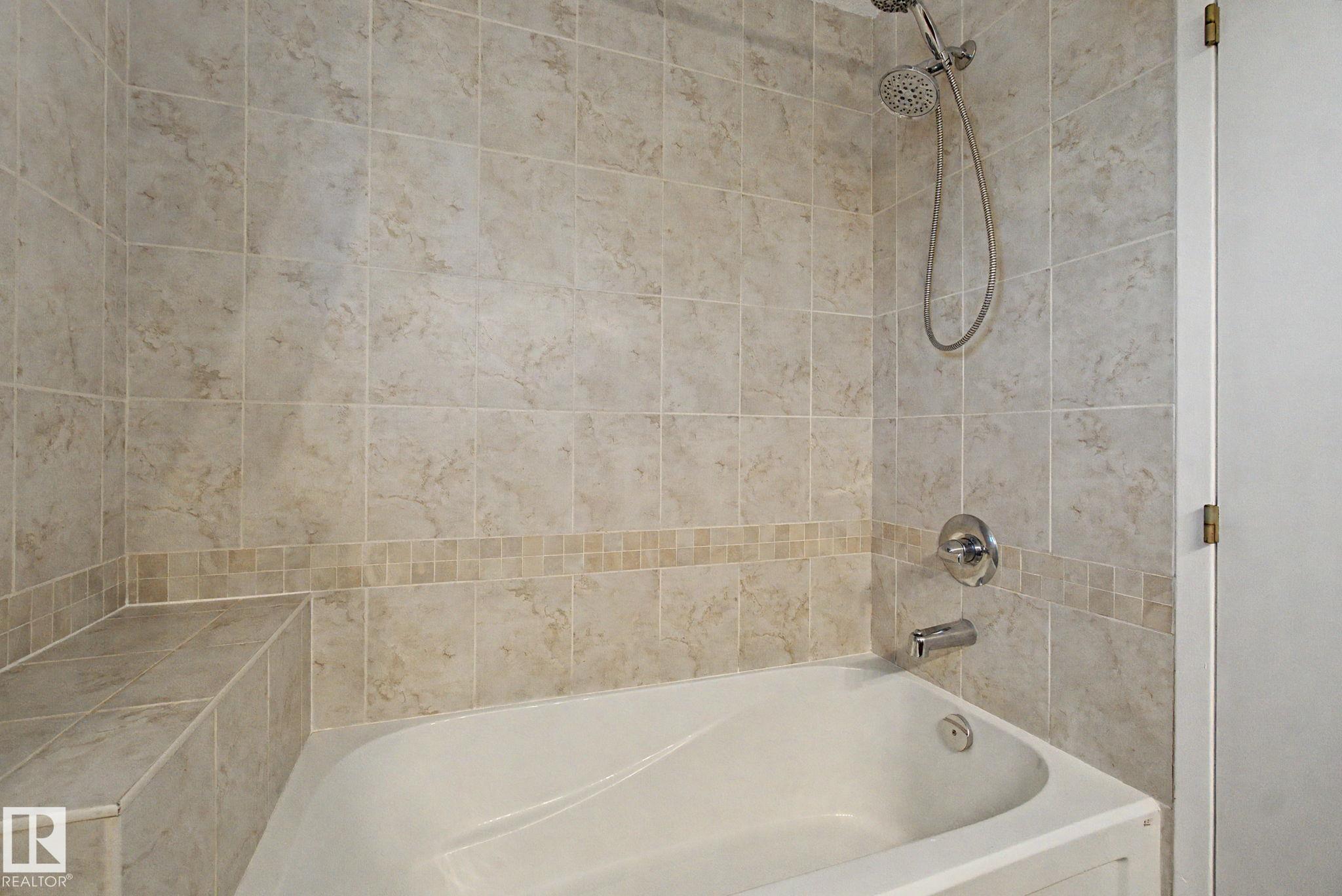 Photo 40 at 42 Woodlake Road, Woodbridge Farms, Sherwood Park