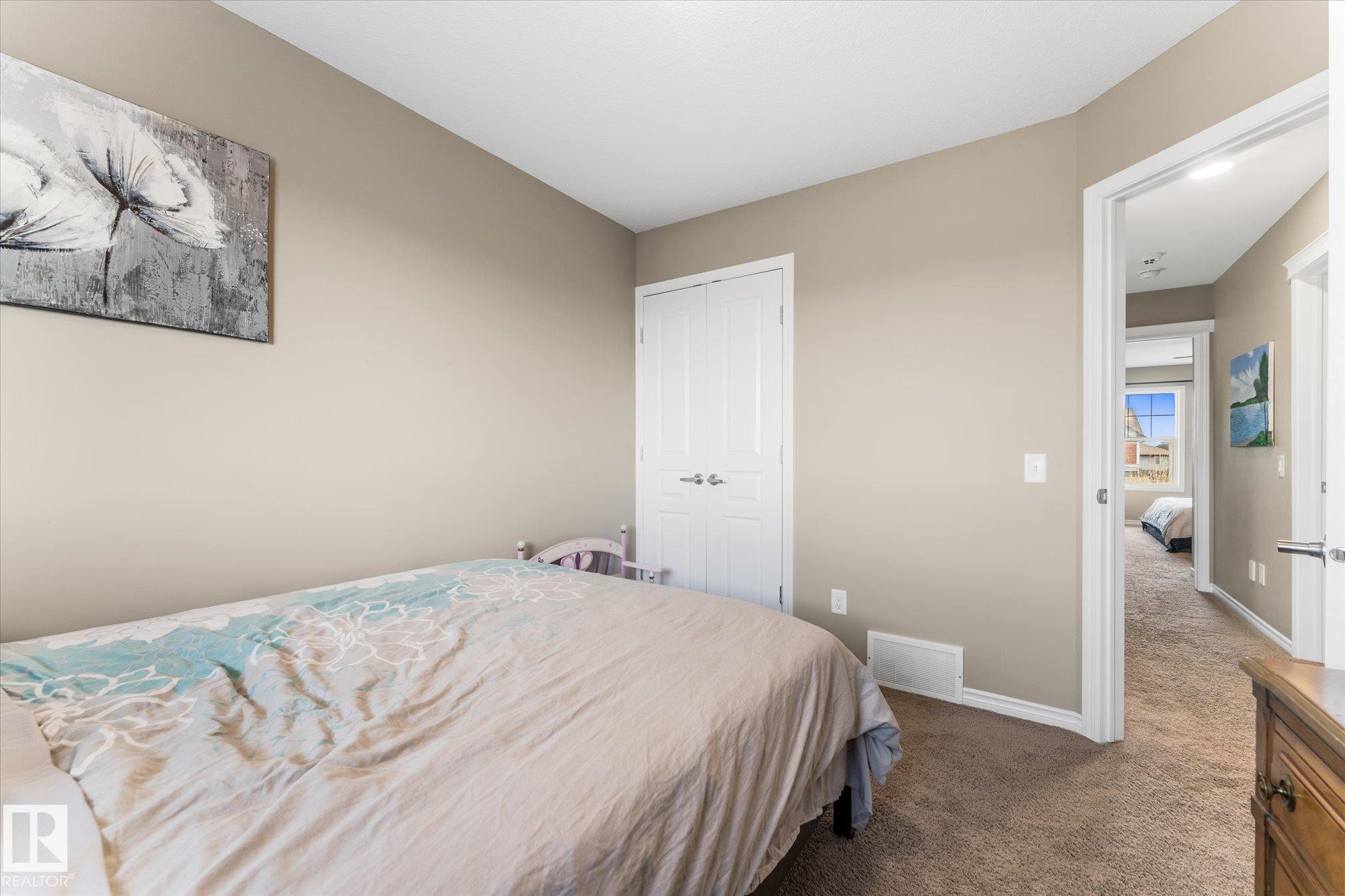 https://zimg.paragon.ice.com/ParagonImages/Property/PM/RAE/225400329/21/0/0/0eca0149be1651be5ceff282ce426e87/1/cb6c8f1b47f35530bd456d16bdb6f8cf/225400329-64fa8593-8e01-4b36-a5aa-08aee2523f90.JPG