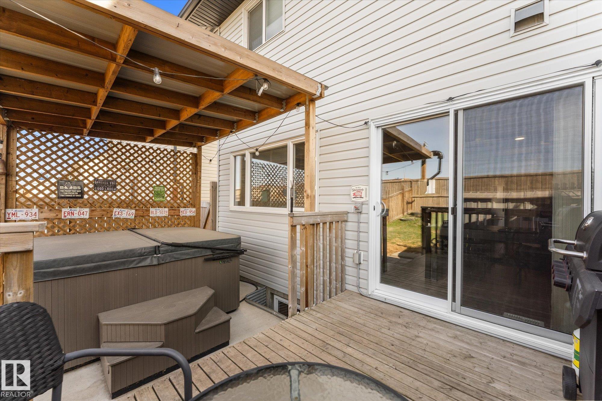 https://zimg.paragon.ice.com/ParagonImages/Property/PM/RAE/225400329/35/0/0/cbf88df287c0c09f8705971f7048526e/1/cb6c8f1b47f35530bd456d16bdb6f8cf/225400329-8322bb35-4563-4d34-8f16-2049e86276de.JPG