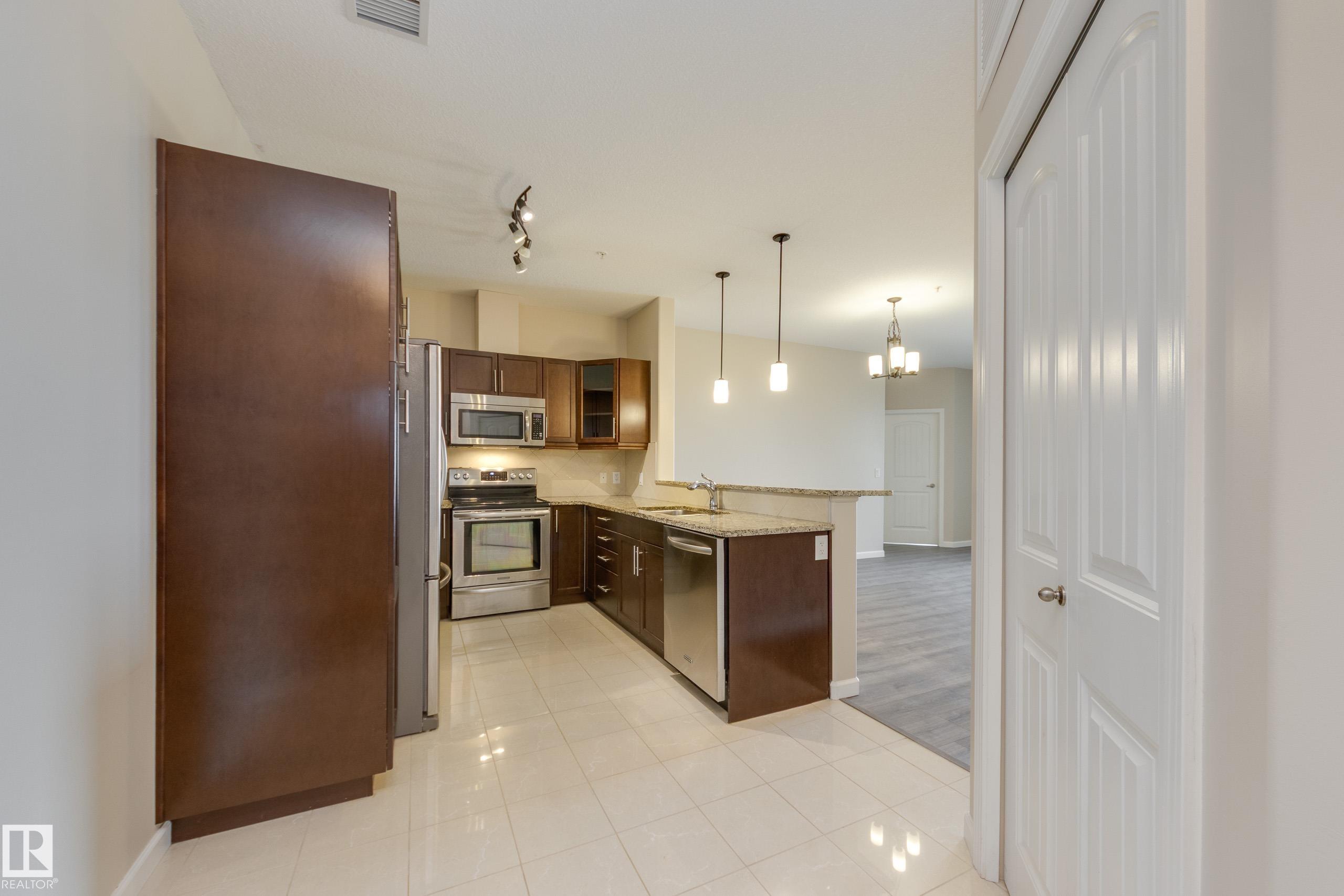 317 - 6083 Maynard Way NW, MacTaggart, Edmonton