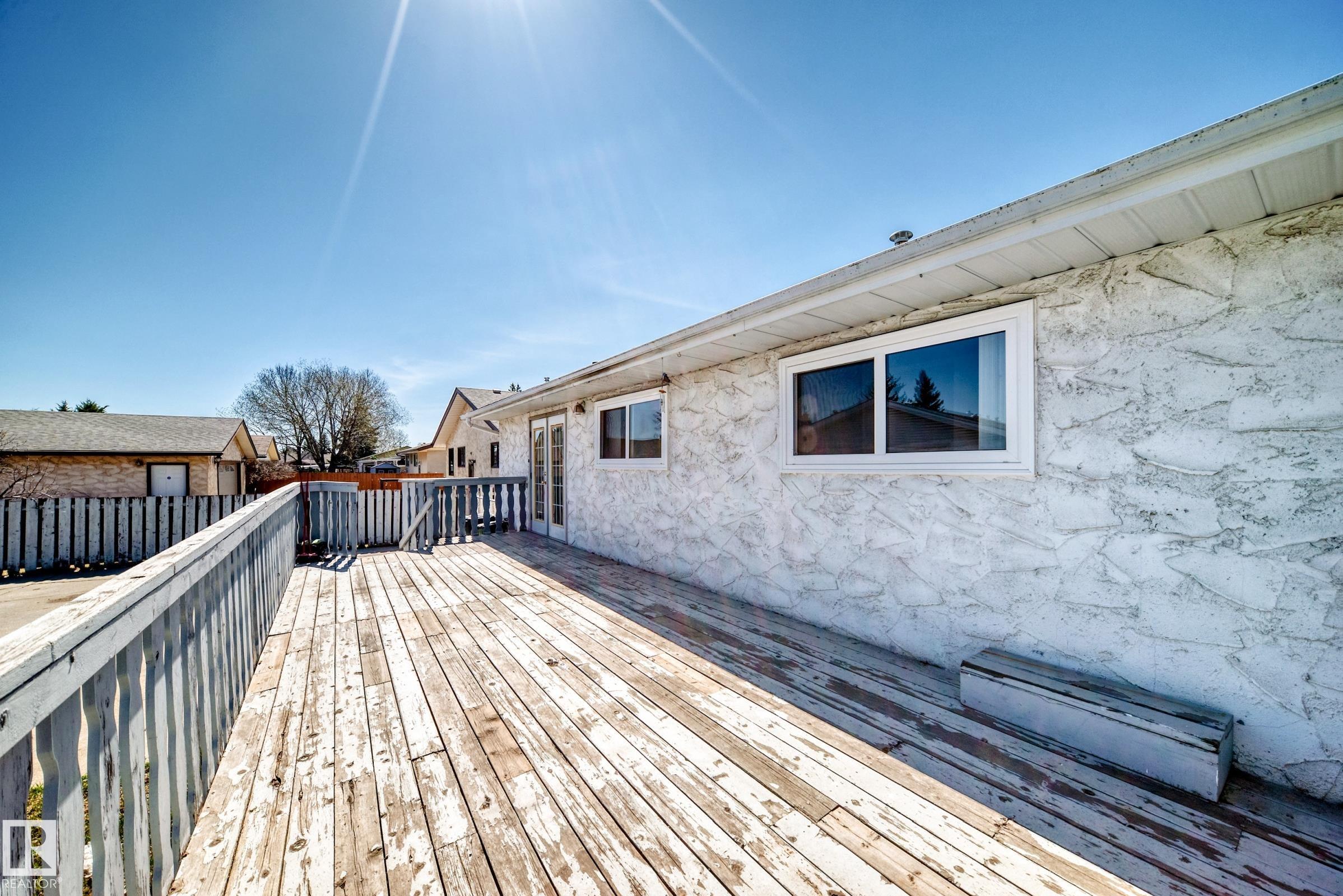 https://zimg.paragon.ice.com/ParagonImages/Property/PM/RAE/225400338/23/0/0/fc0ec016683c97aa79e1397cfe277b76/1/74fe6708308e75b29fff8ff1140d4409/225400338-1d2995d9-8b9a-4652-ad7b-0e651e50412c.JPG
