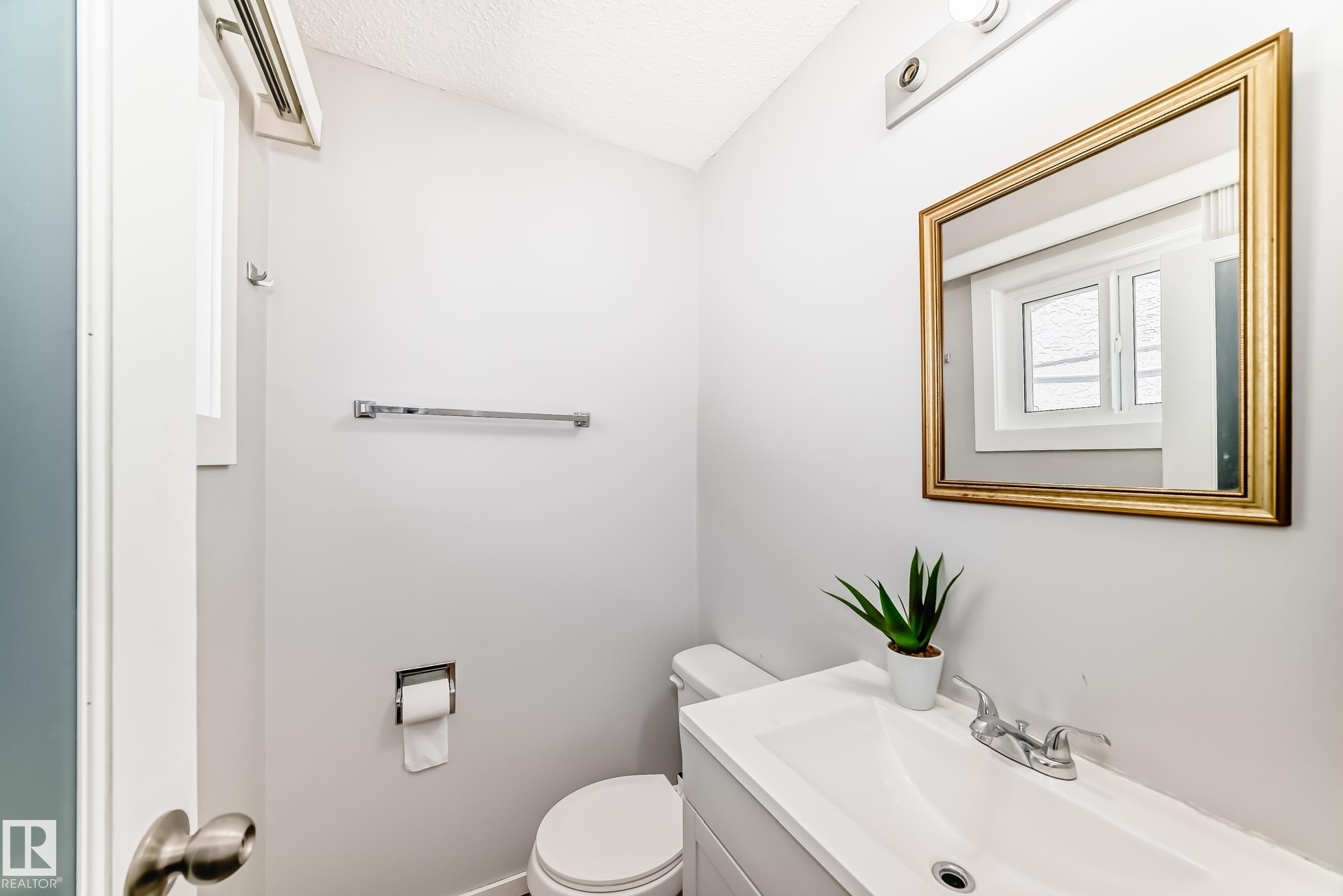 https://zimg.paragon.ice.com/ParagonImages/Property/PM/RAE/225400338/32/0/0/7f4f066396426c4561e7e5110e1c50e3/1/74fe6708308e75b29fff8ff1140d4409/225400338-90e11b01-74d8-4b68-989c-4e967e6f64b5.JPG