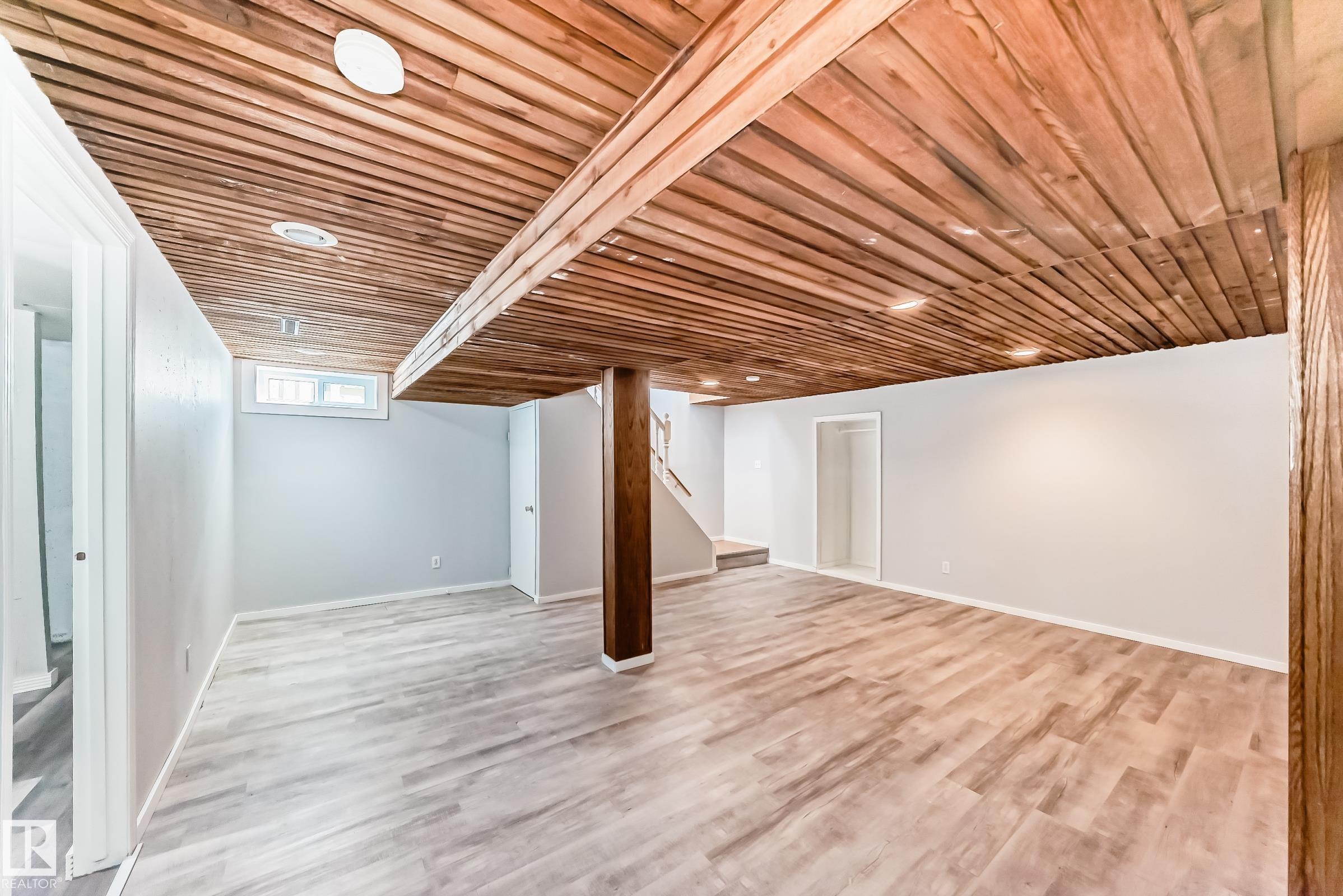 https://zimg.paragon.ice.com/ParagonImages/Property/PM/RAE/225400338/43/0/0/41b25fcb9ad9e469b6b4873af316a68d/1/74fe6708308e75b29fff8ff1140d4409/225400338-6d722773-5d33-4ba0-a10f-6112b8c4dedd.JPG